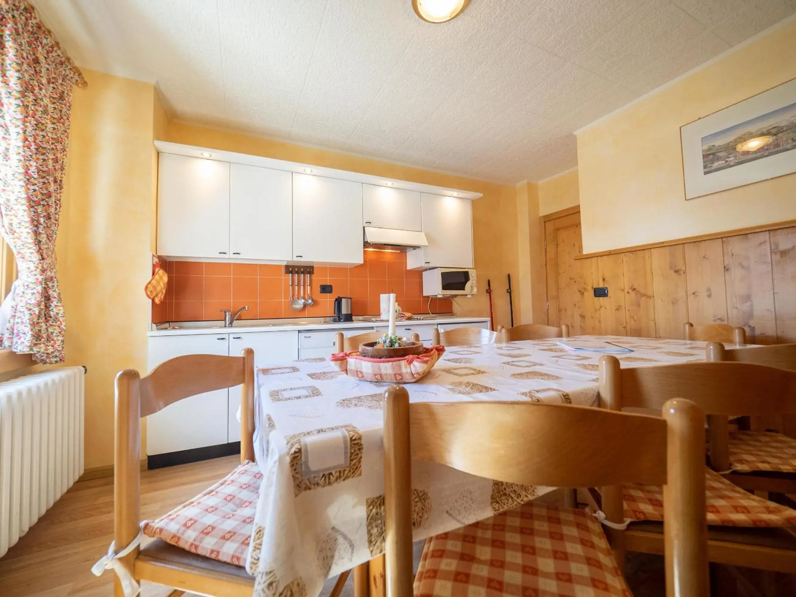 Three-Bedroom Apartment in Maison Ostaria MyHolidayLivigno Three-Bedroom Apartment in Maison Ostaria MyHolidayLivigno