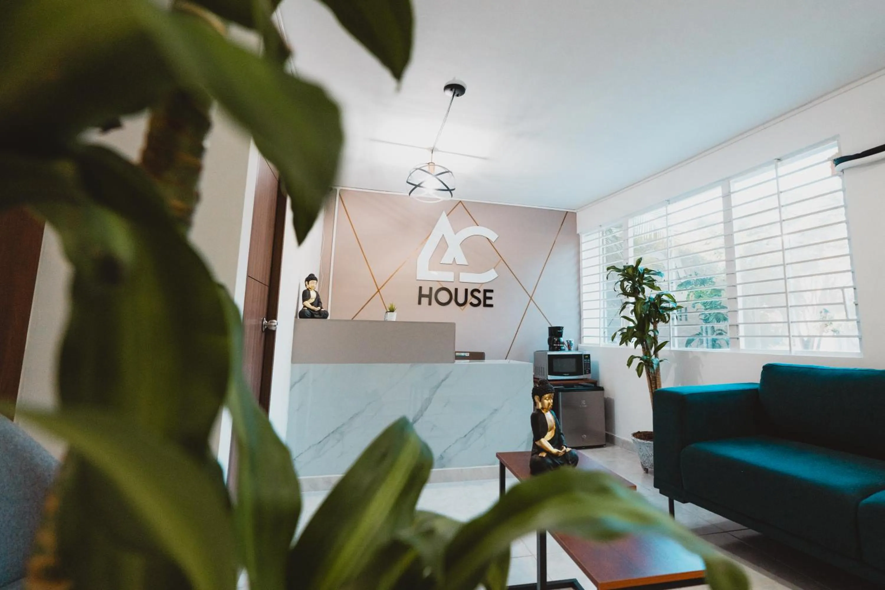 Lobby or reception in AC - House Laureles - Self Cheking