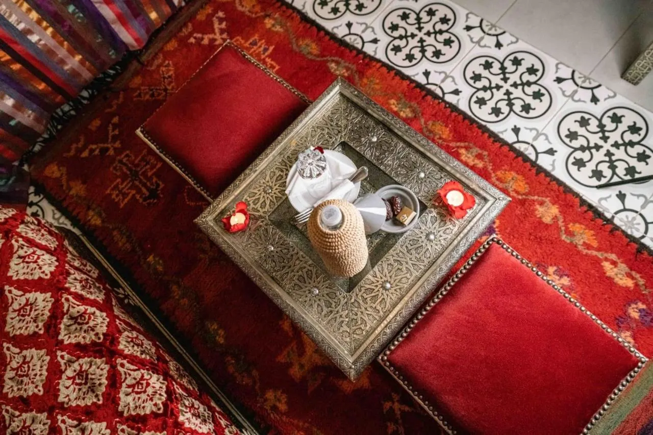 Riad Kiyanjana