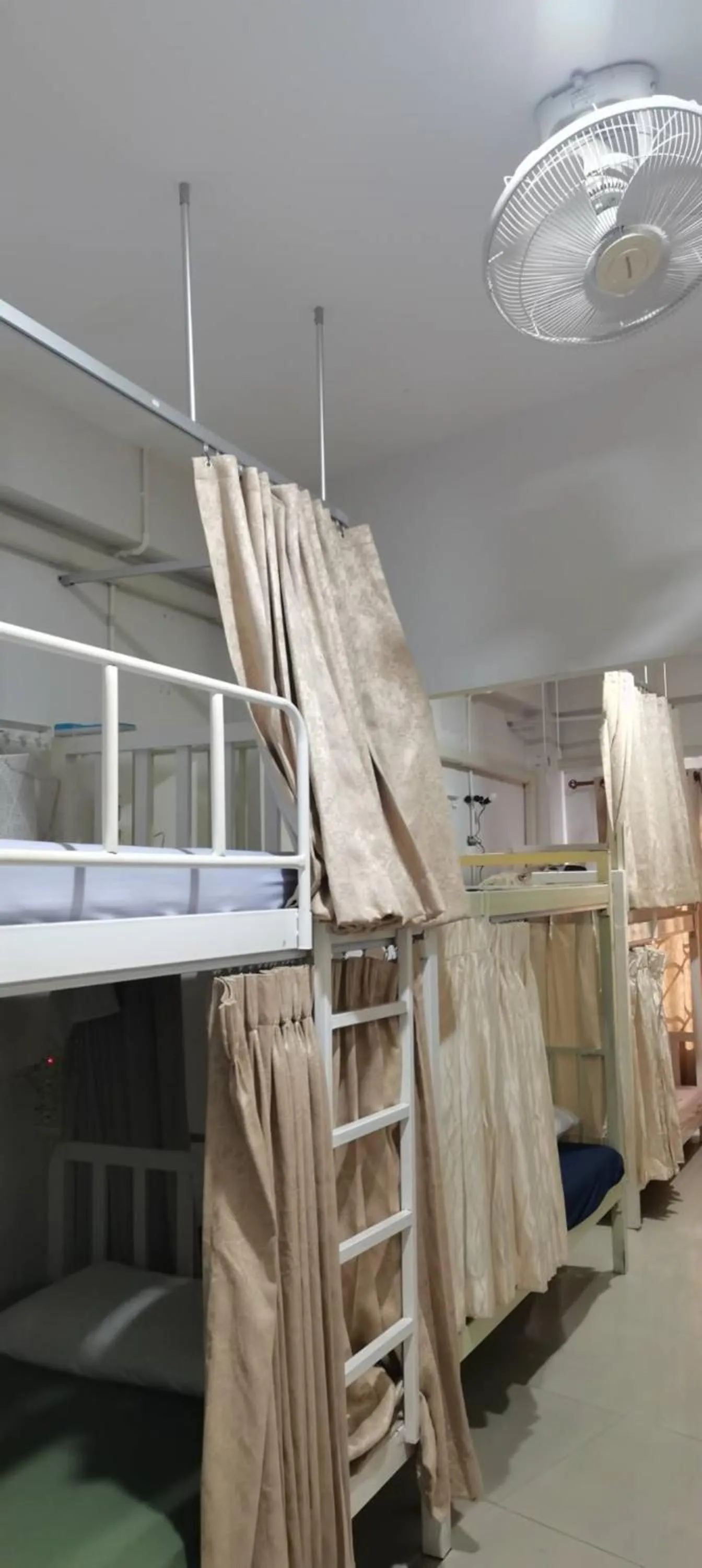 Photo of the whole room, Bed in Chiang Mai Happy House Hostel