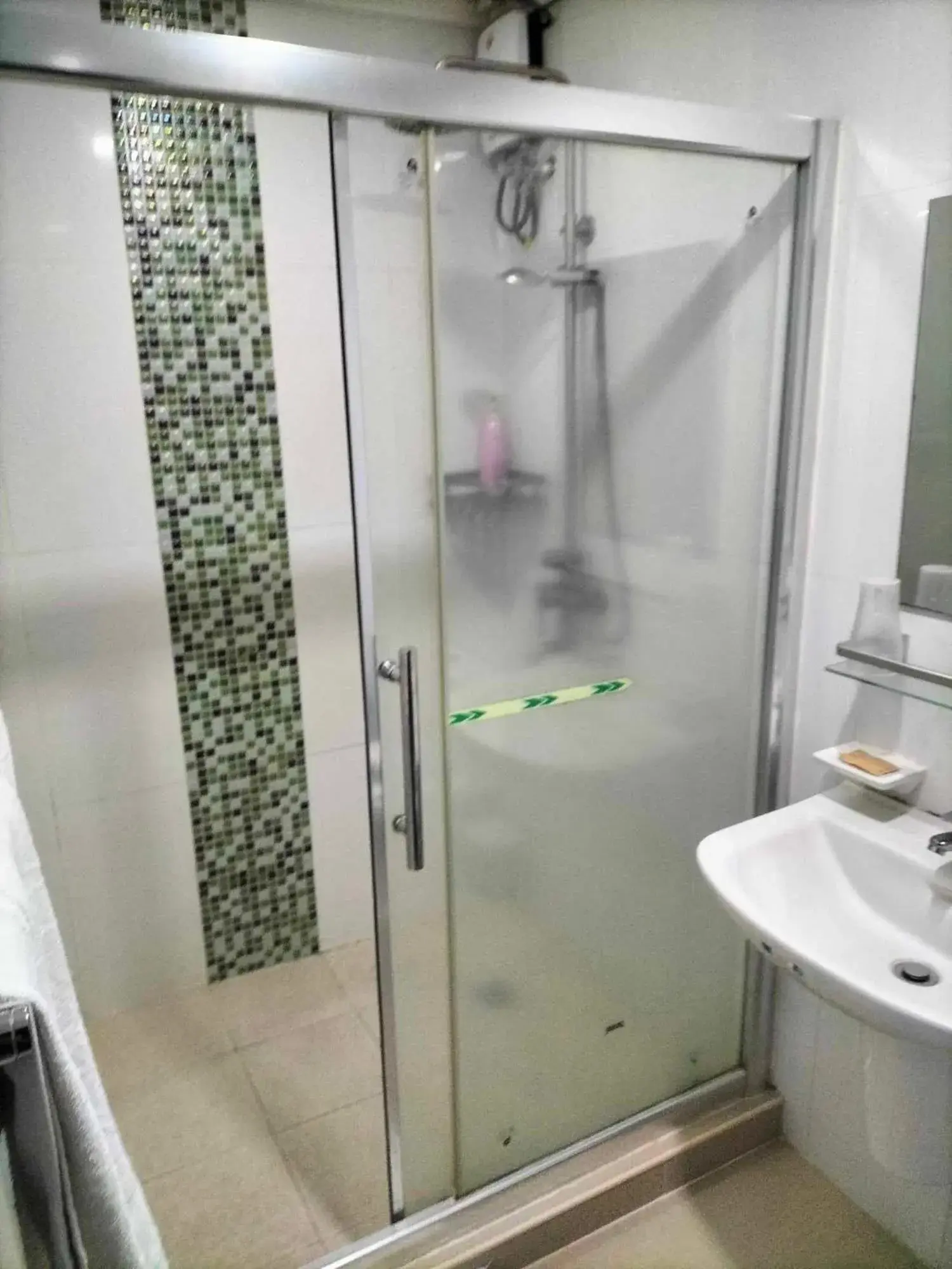 Bathroom in PJ INN HOTEL Bathroom in PJ INN HOTEL