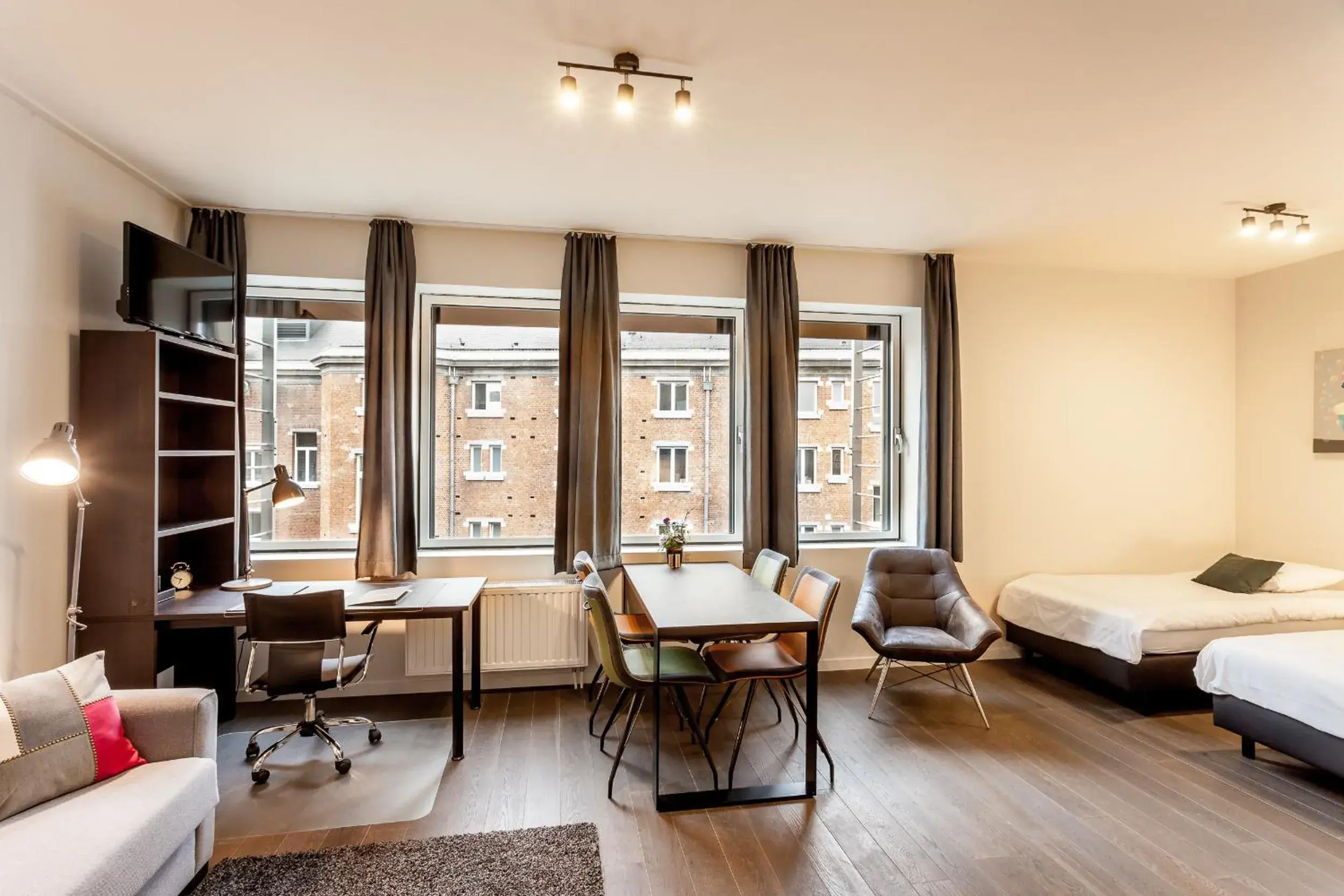 Photo of the whole room, Bed in Getaway Leuven Photo of the whole room, Bed in Getaway Leuven