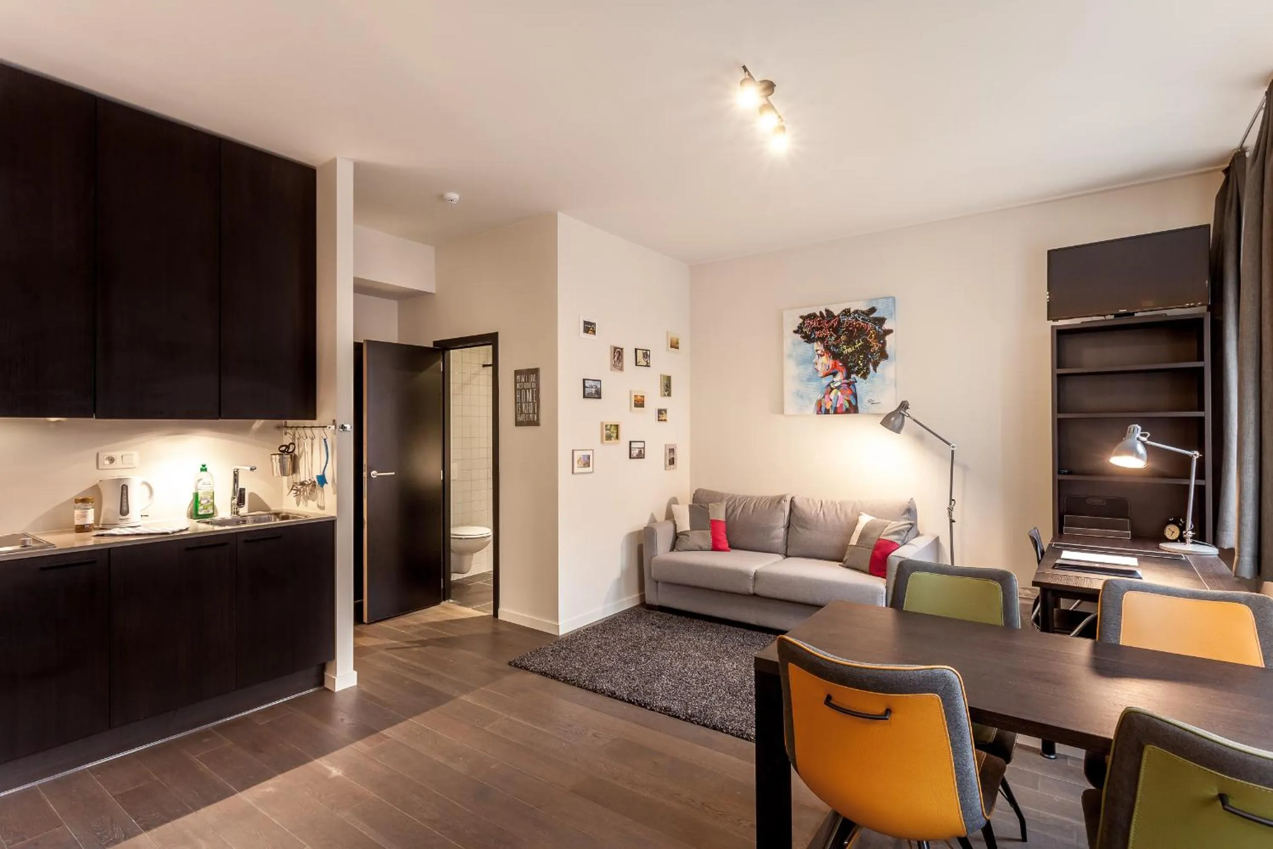 Photo of the whole room in Getaway Leuven