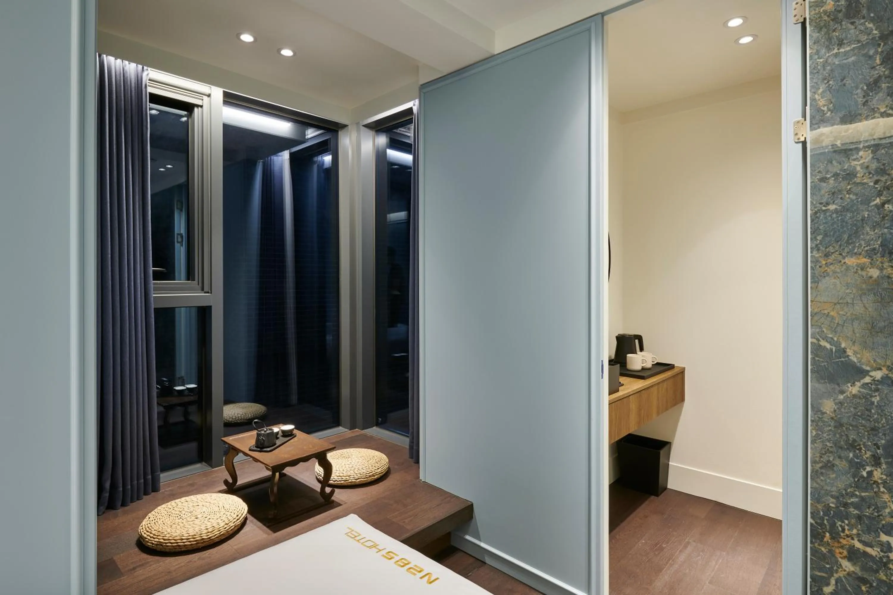 Photo of the whole room, Bed in N285Hotel