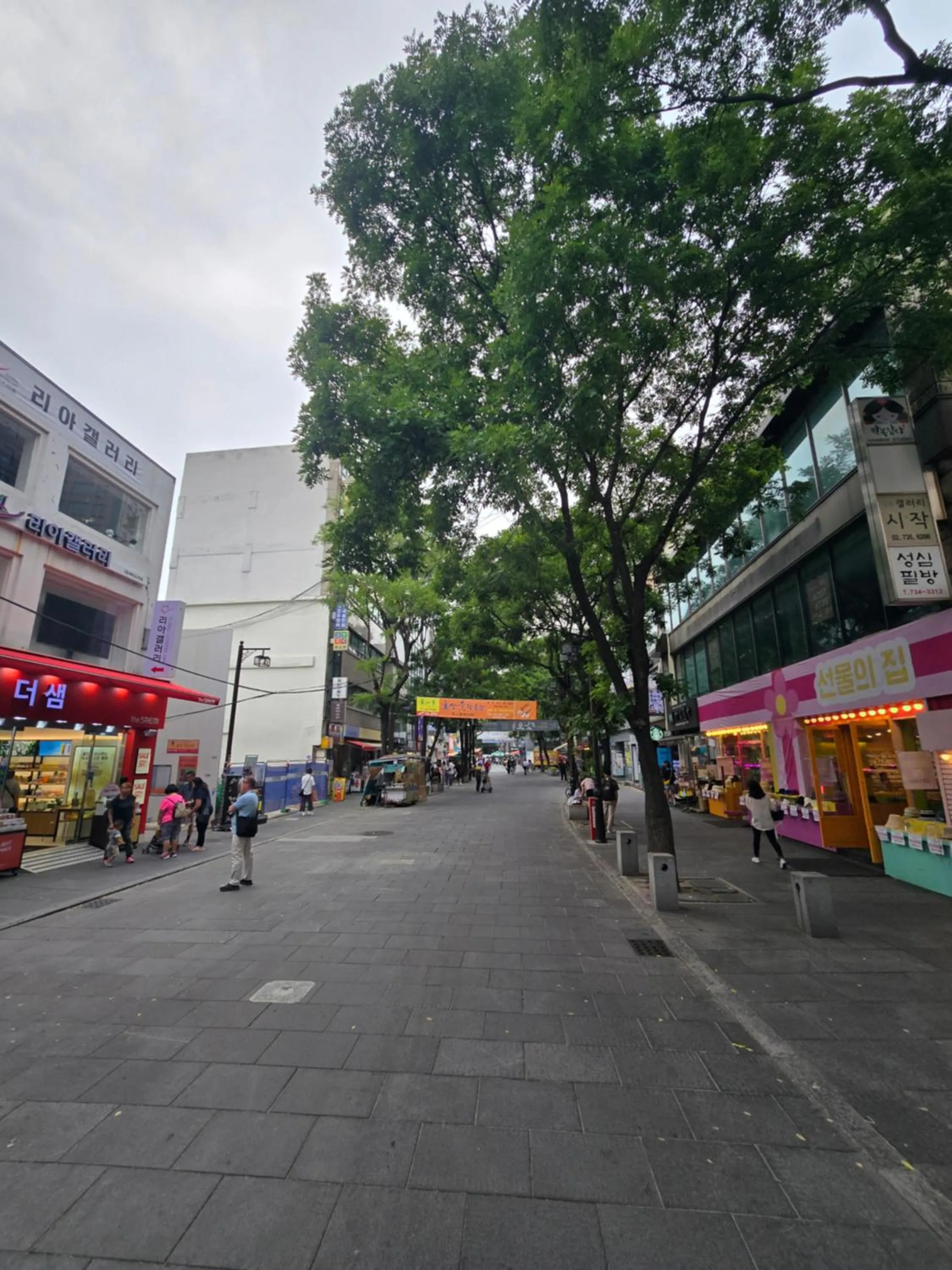 Neighbourhood in N285Hotel