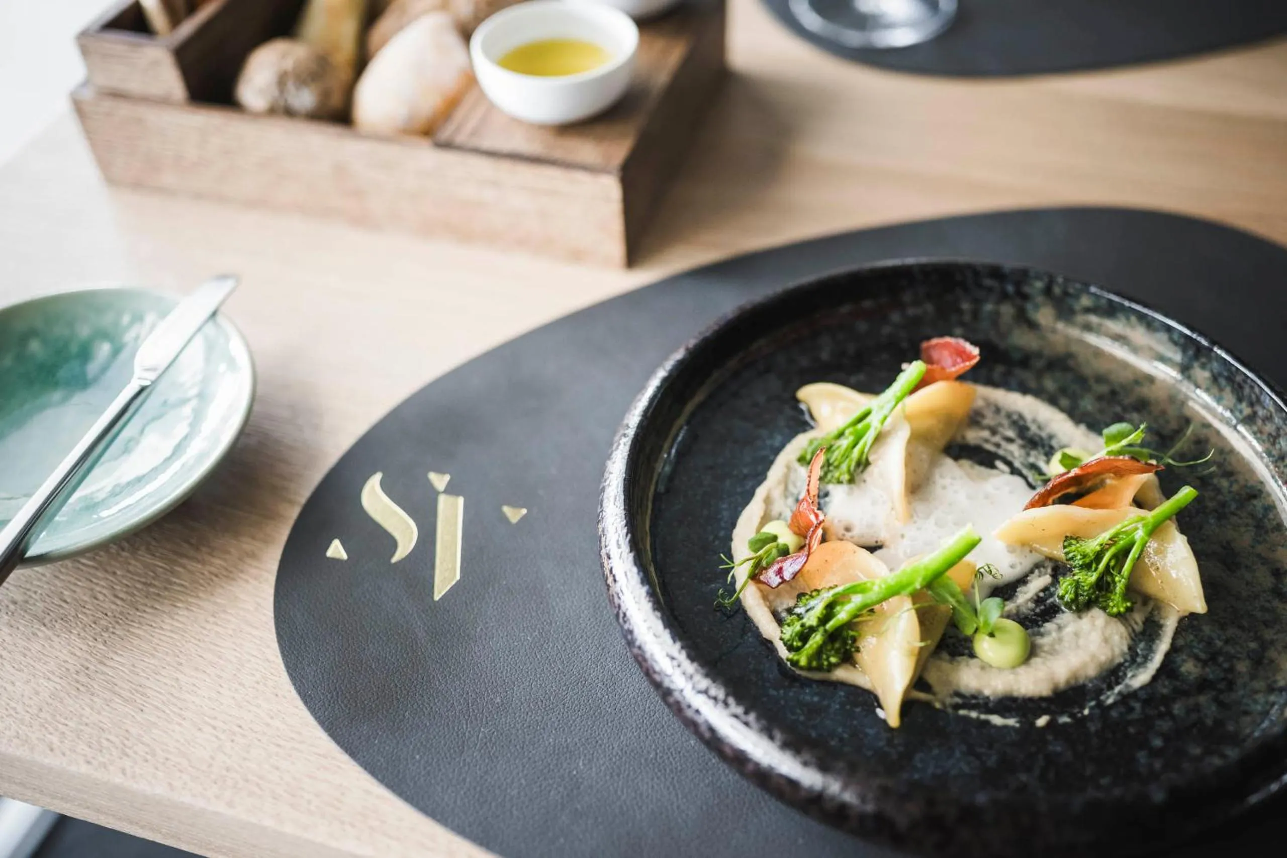 Restaurant/places to eat in SomVita Suites