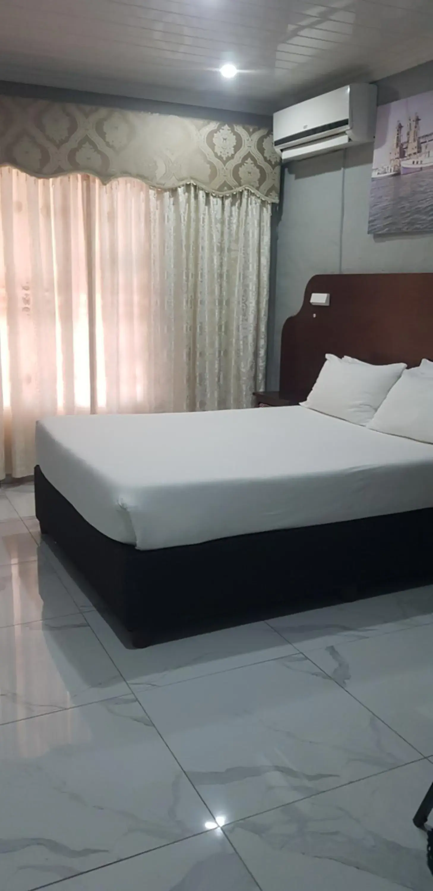 Standard Double Room in Rainbow Guest House and Tours Standard Double Room in Rainbow Guest House and Tours