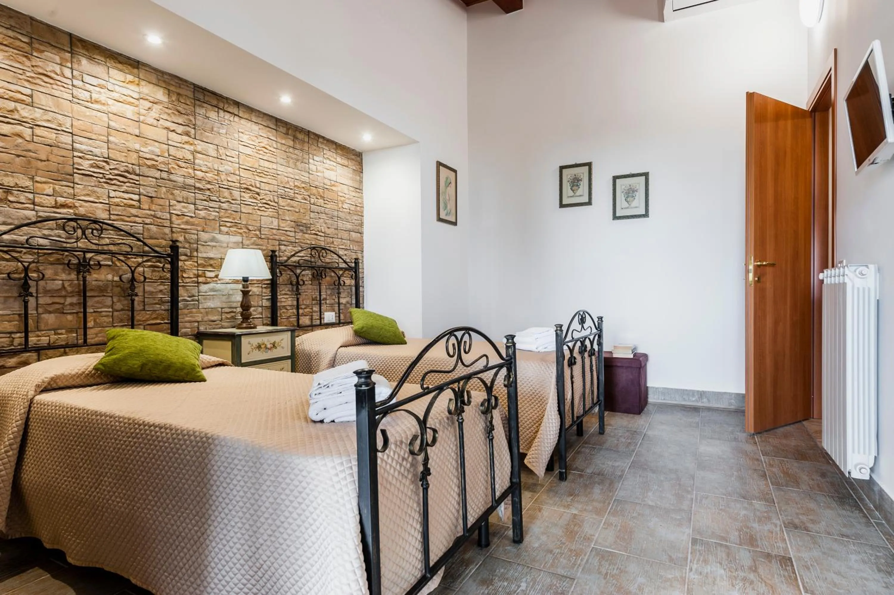 Photo of the whole room, Bed in Valleforno Country House di Charme