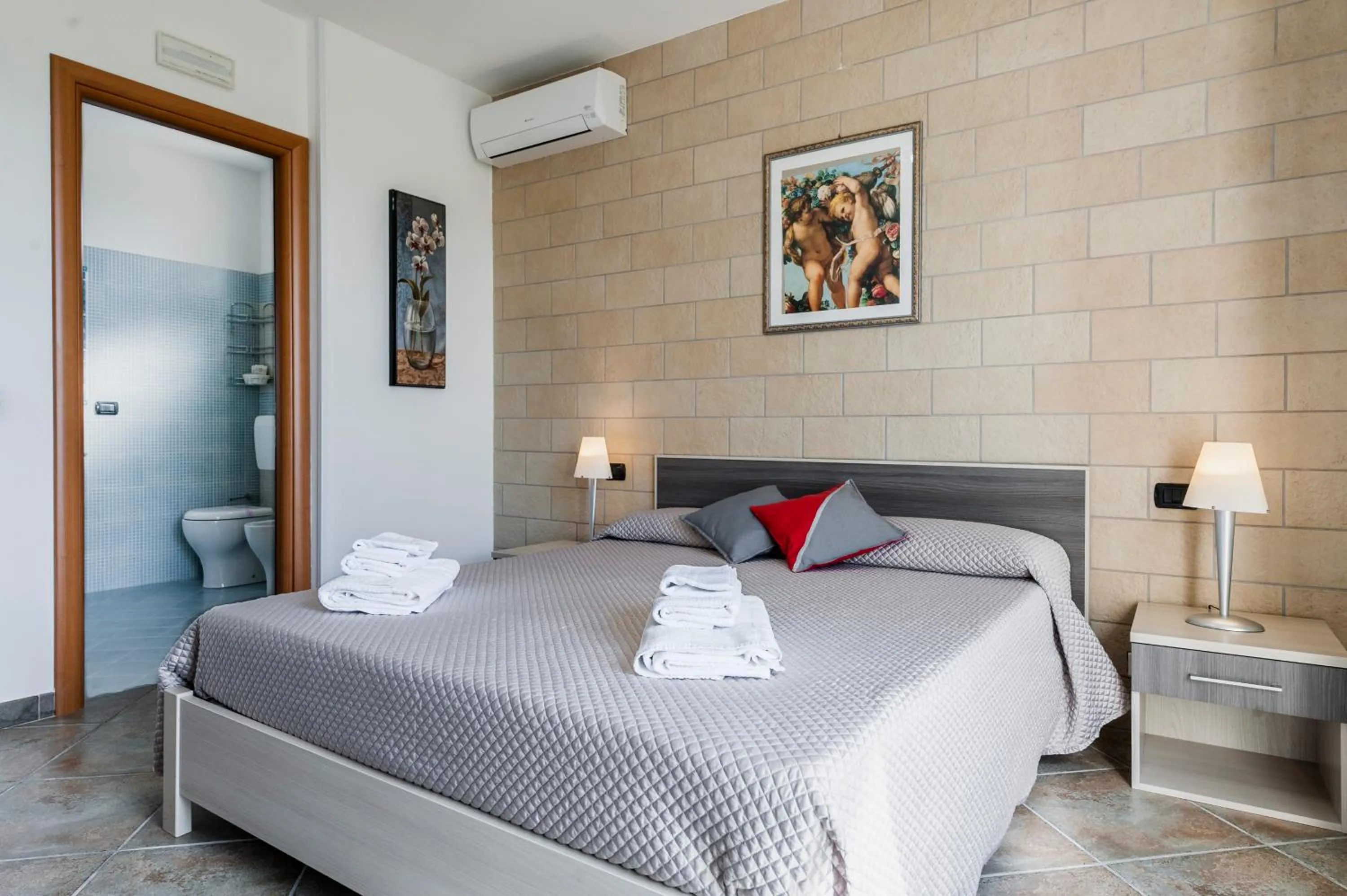 Photo of the whole room, Bed in Valleforno Country House di Charme