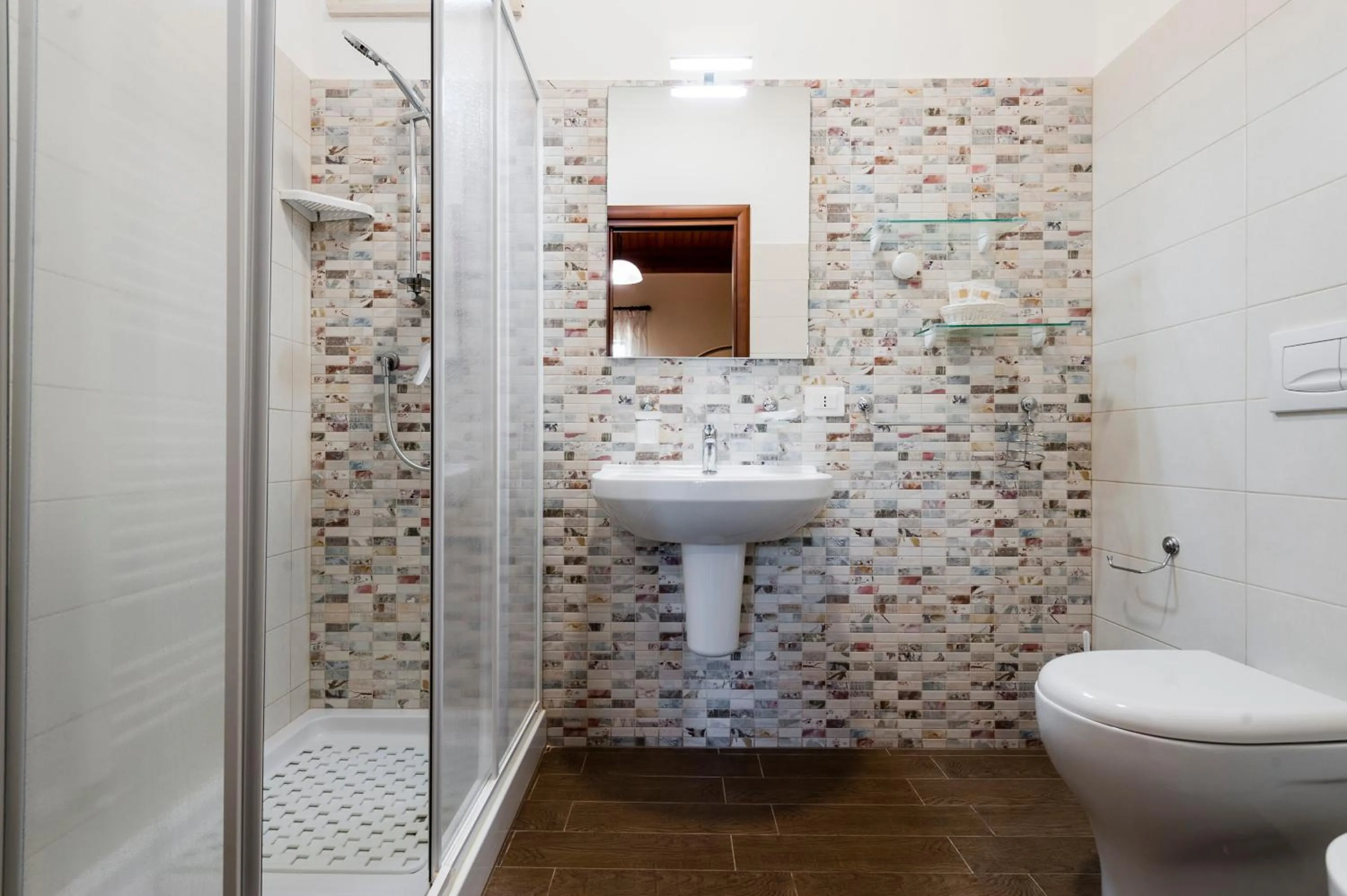 Shower in Valleforno Country House di Charme