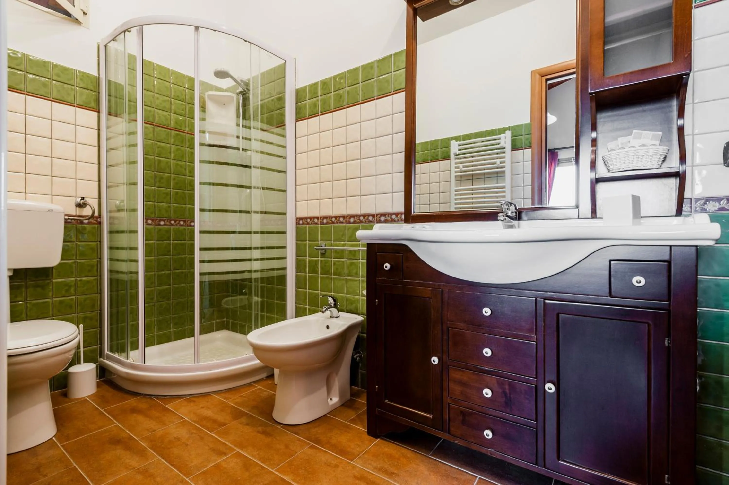 Shower in Valleforno Country House di Charme