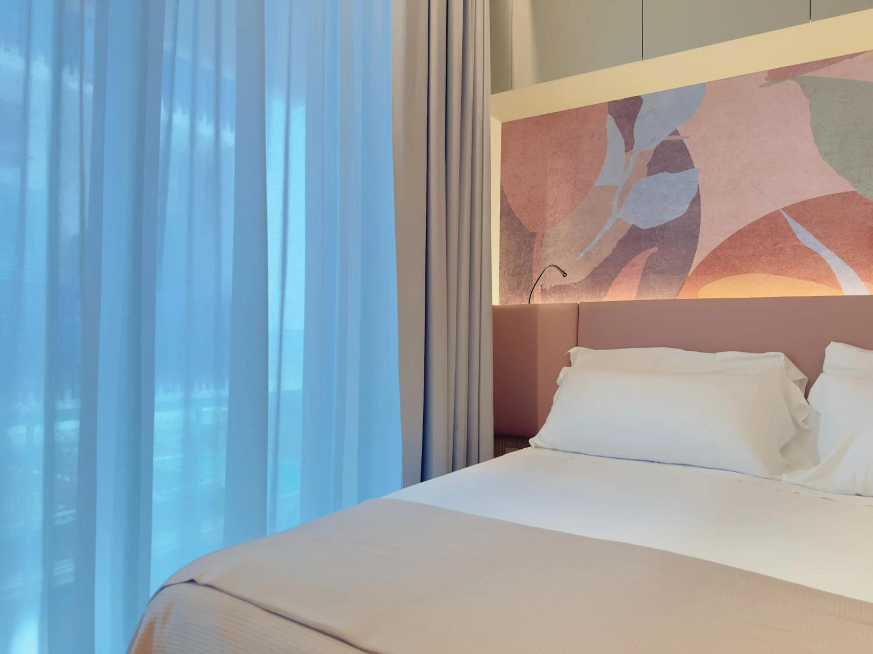 Bed in Hotel Continental