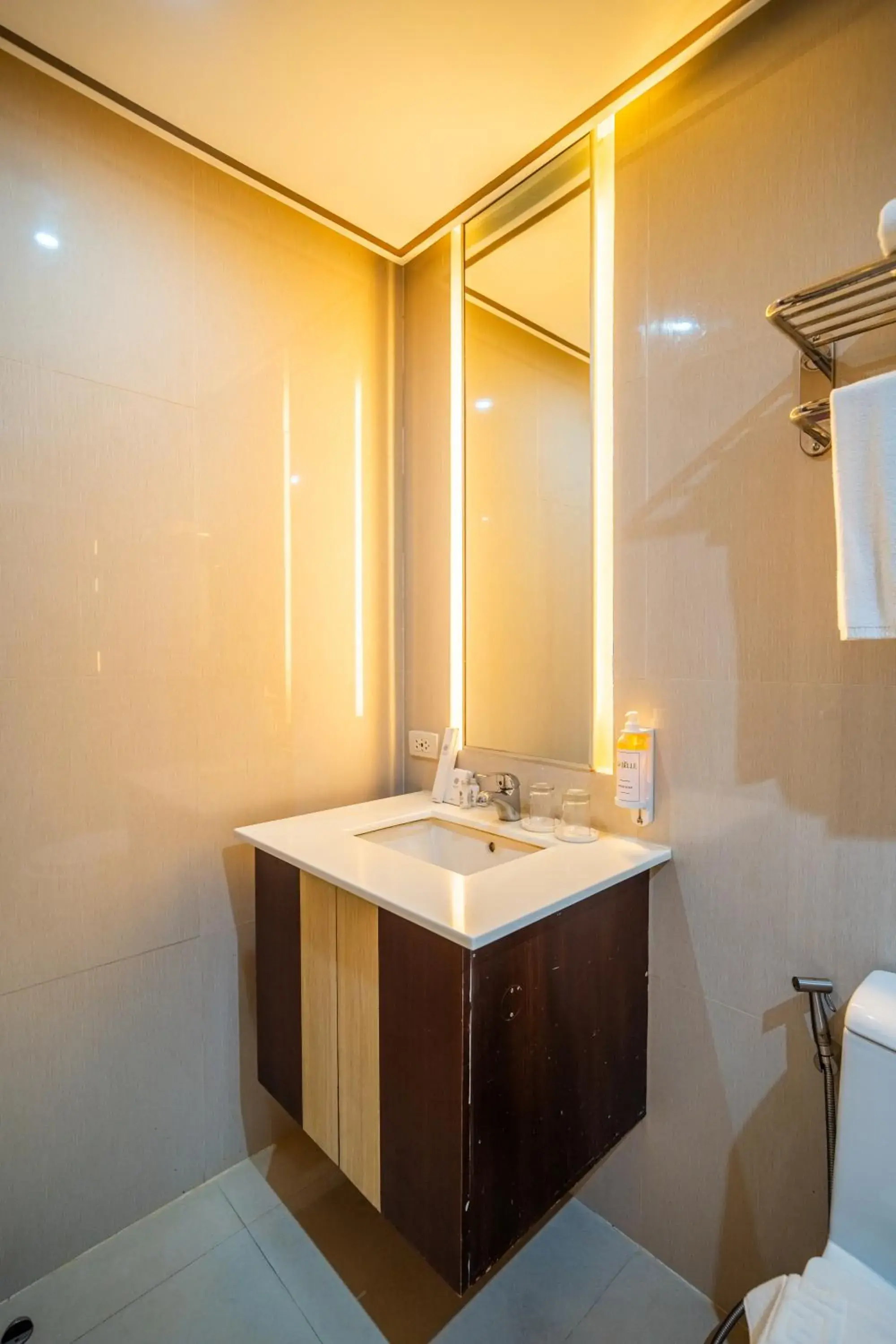 Bathroom in The Isabelle Hotel Bathroom in The Isabelle Hotel