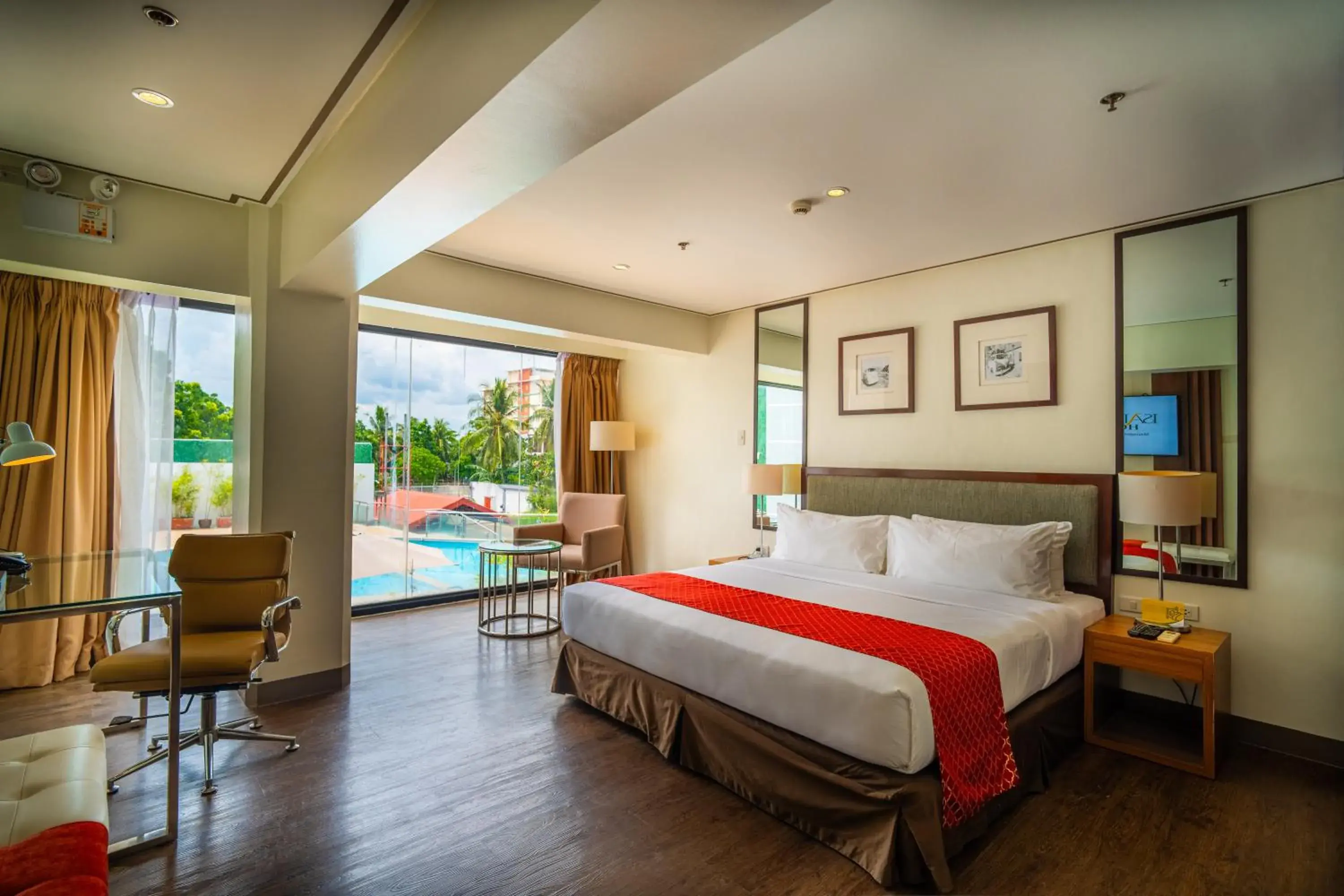 Bedroom, Bed in The Isabelle Hotel Bedroom, Bed in The Isabelle Hotel