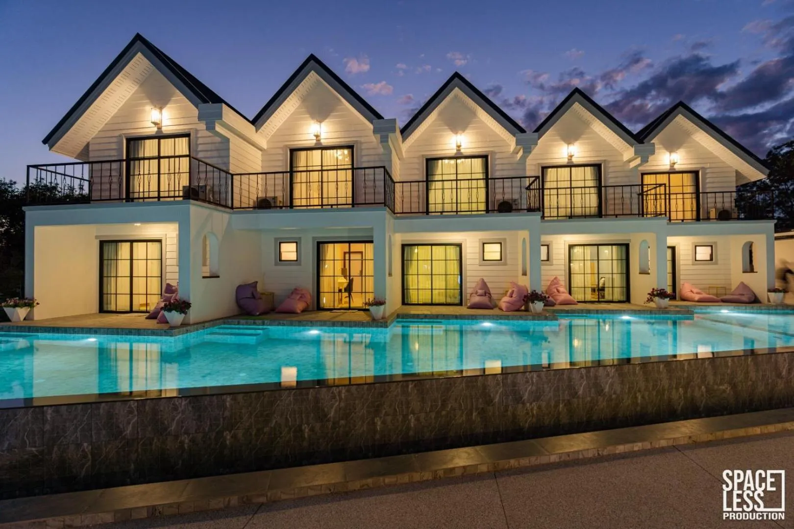 The Autumn Creek Chiangrai