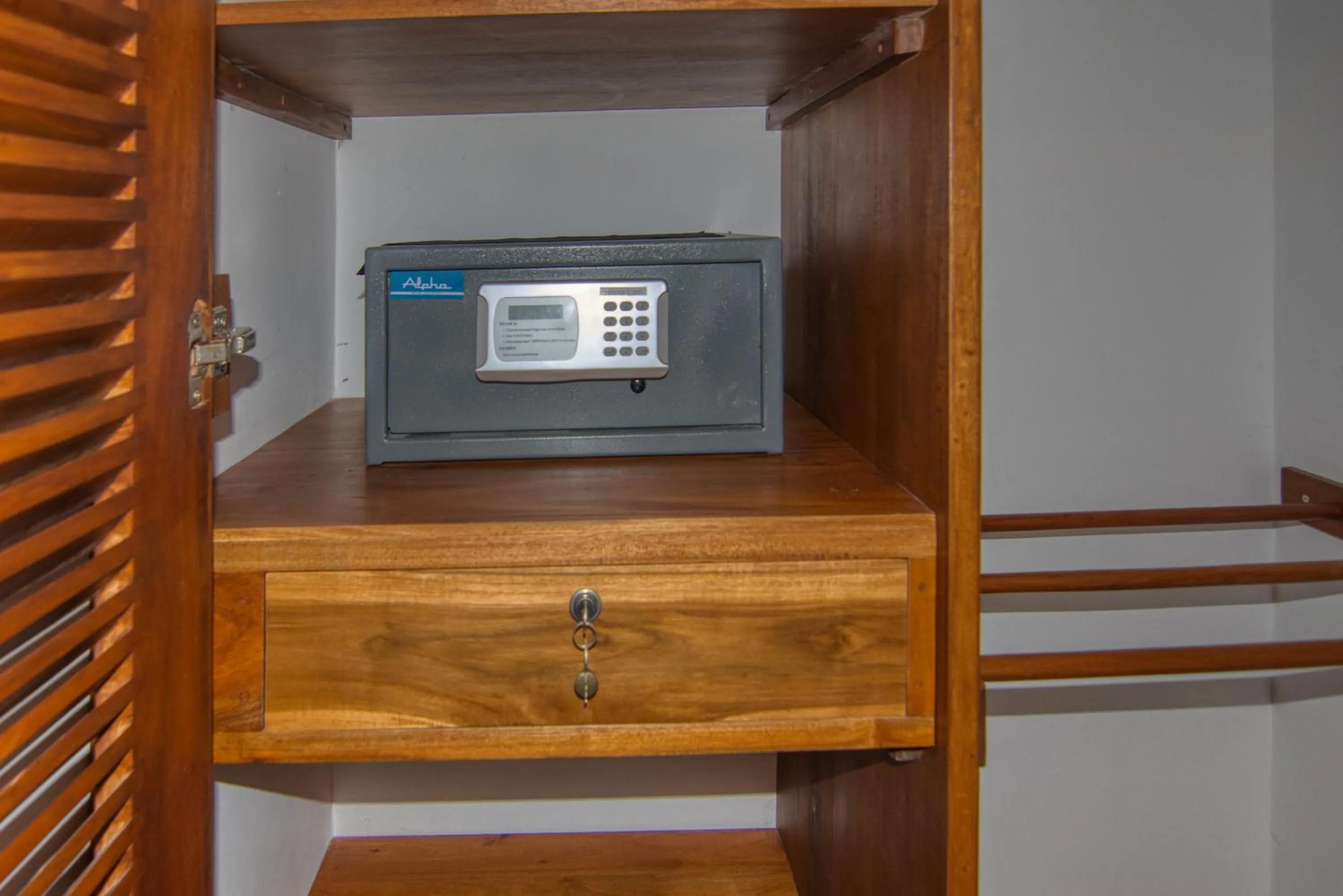 safe in Golden Pearl Tangalle Beach