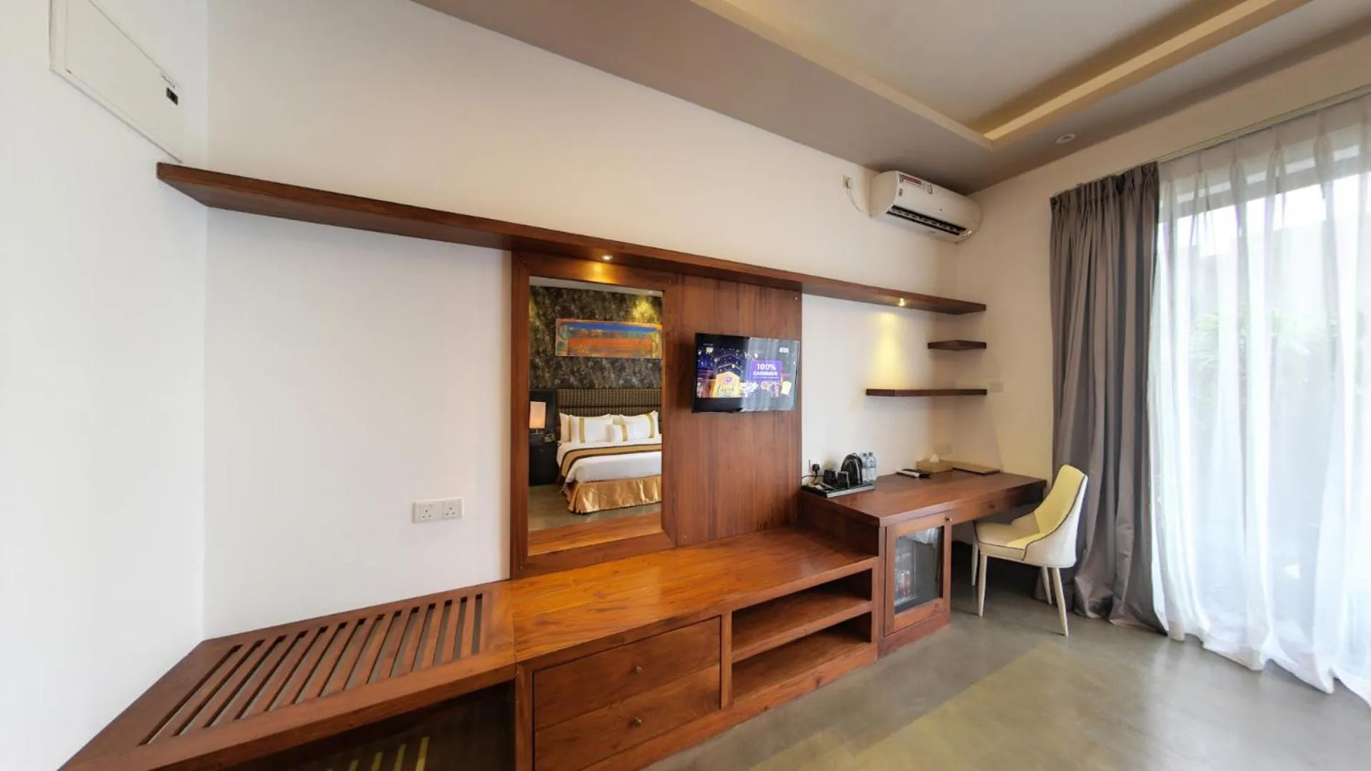 TV and multimedia in Golden Pearl Tangalle Beach