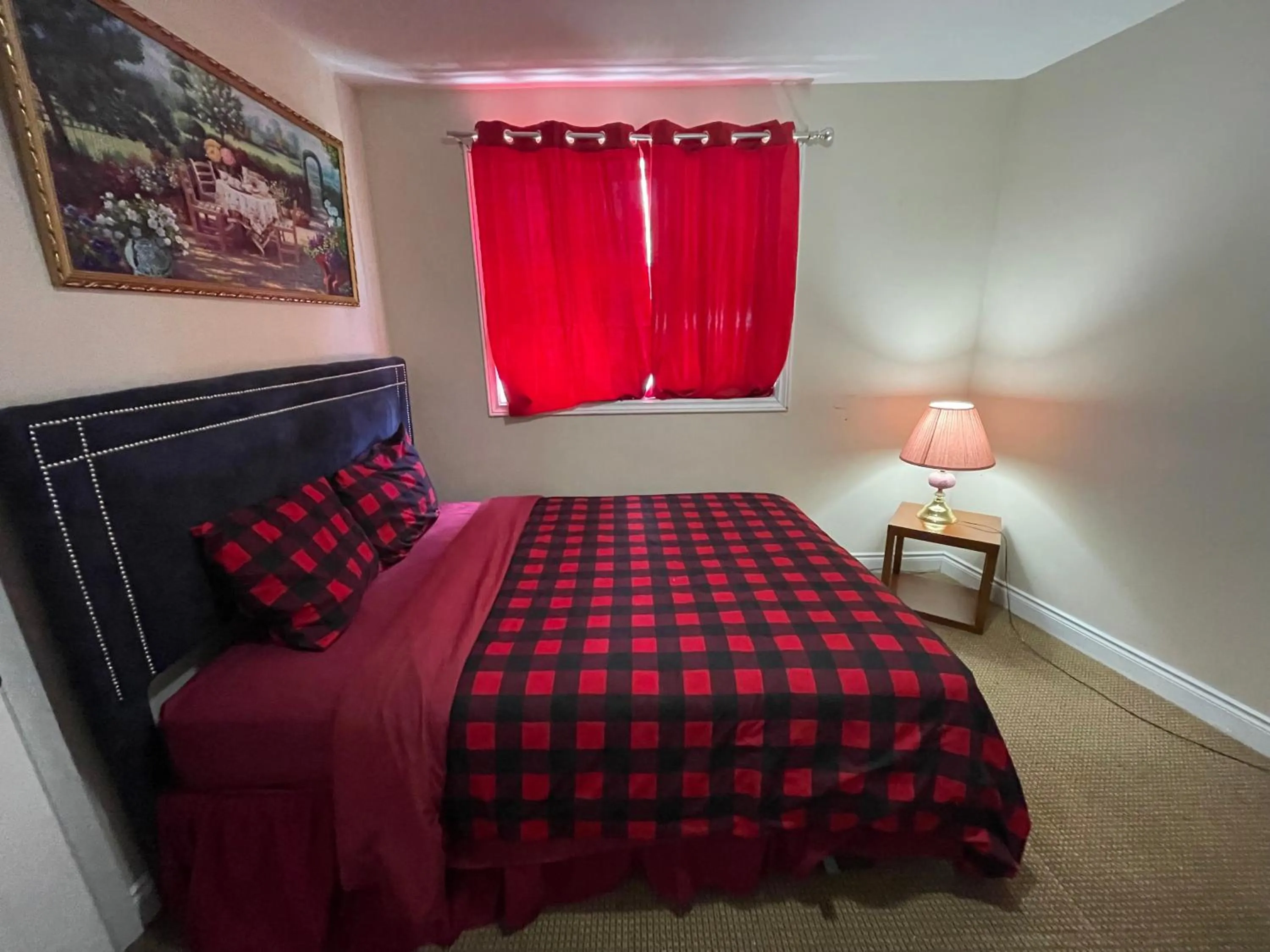 Bedroom in Muskoka Nights