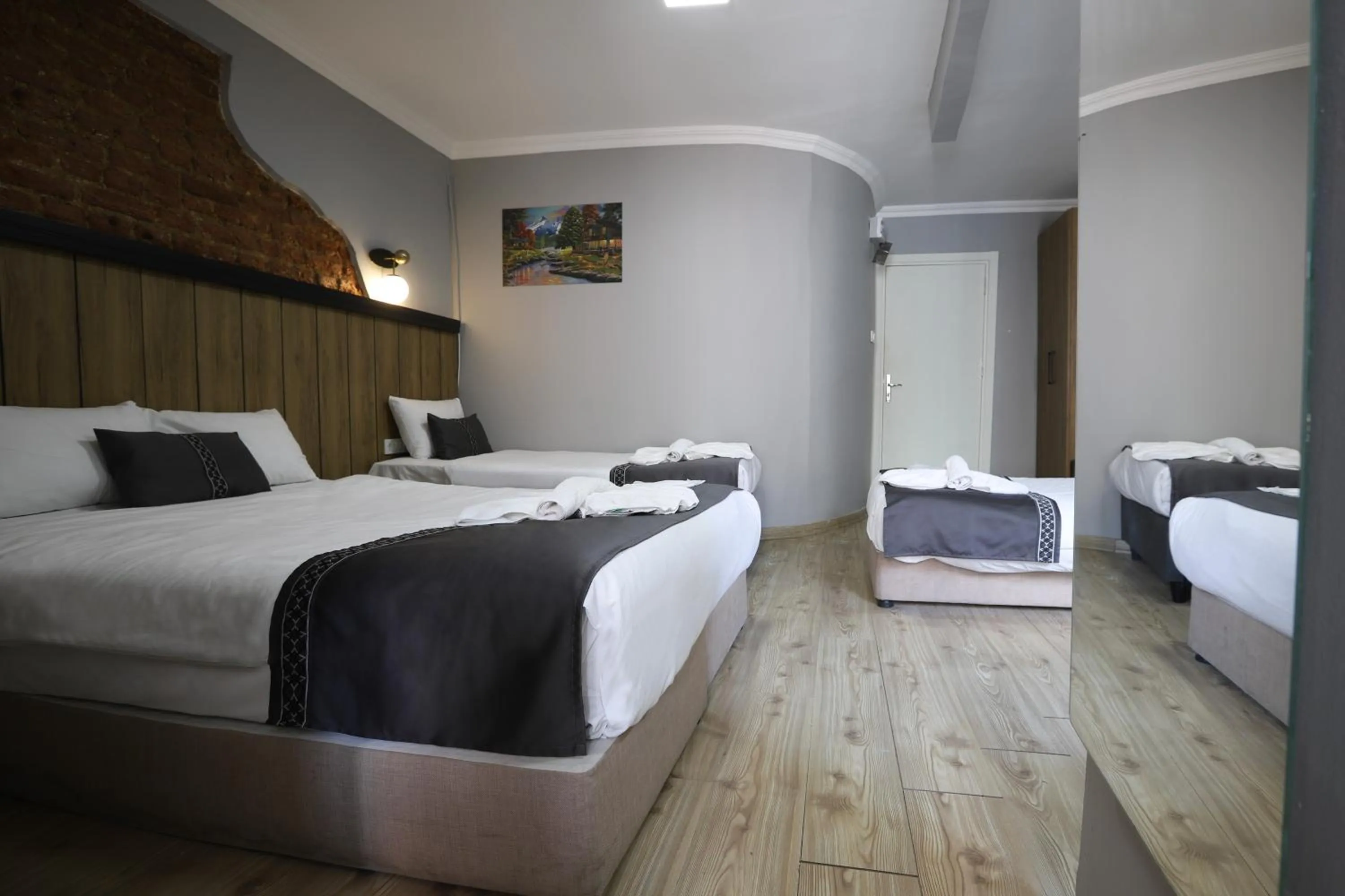 Bed in LA PERA SUİTES