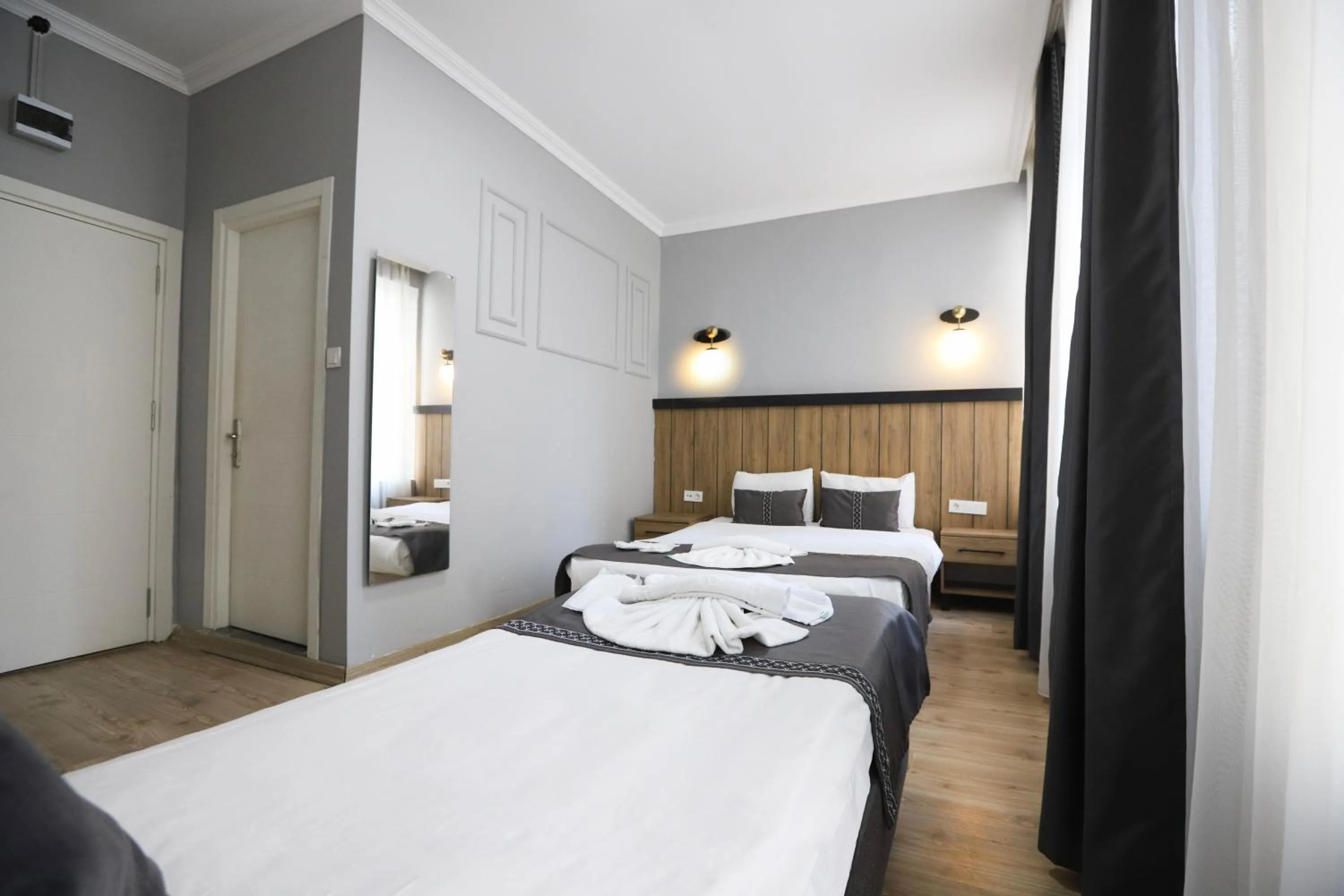 Bed in LA PERA SUİTES