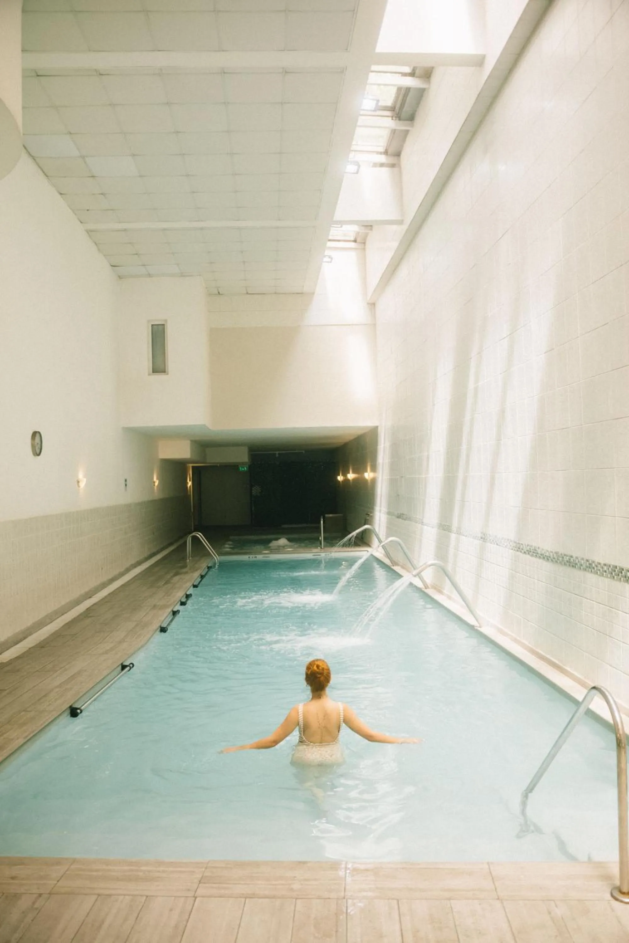 Swimming pool in Novotel Santiago Vitacura