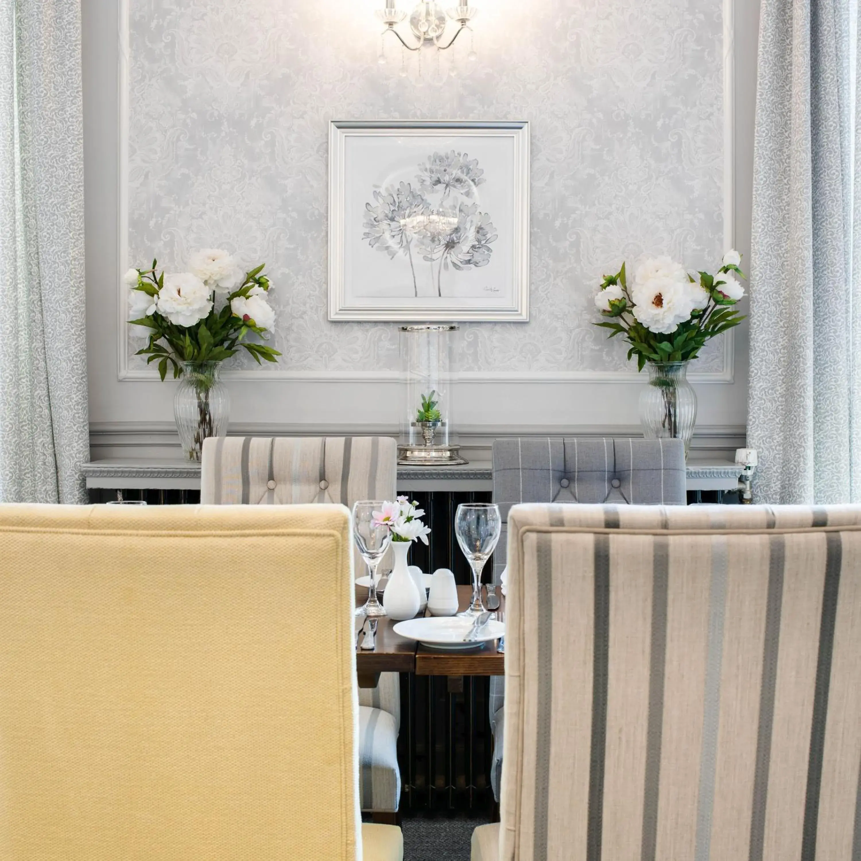 Restaurant/places to eat in Southcrest Manor Hotel, Best Western Signature Collection Restaurant/places to eat in Southcrest Manor Hotel, Best Western Signature Collection