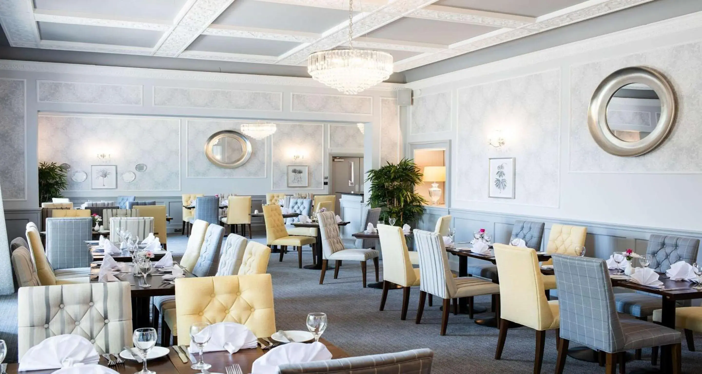 Restaurant/places to eat in Southcrest Manor Hotel, Best Western Signature Collection Restaurant/places to eat in Southcrest Manor Hotel, Best Western Signature Collection