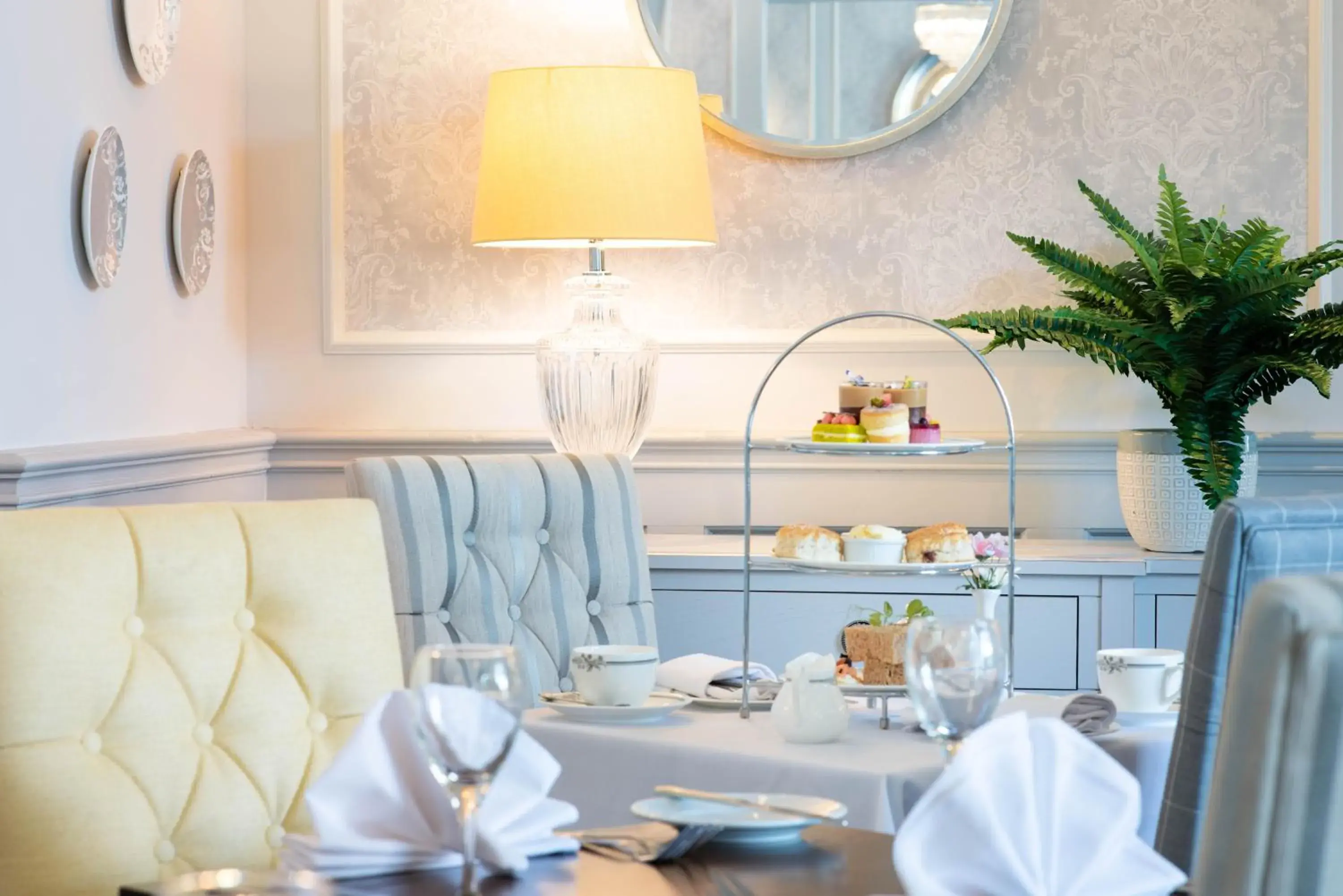 Restaurant/places to eat in Southcrest Manor Hotel, Best Western Signature Collection Restaurant/places to eat in Southcrest Manor Hotel, Best Western Signature Collection