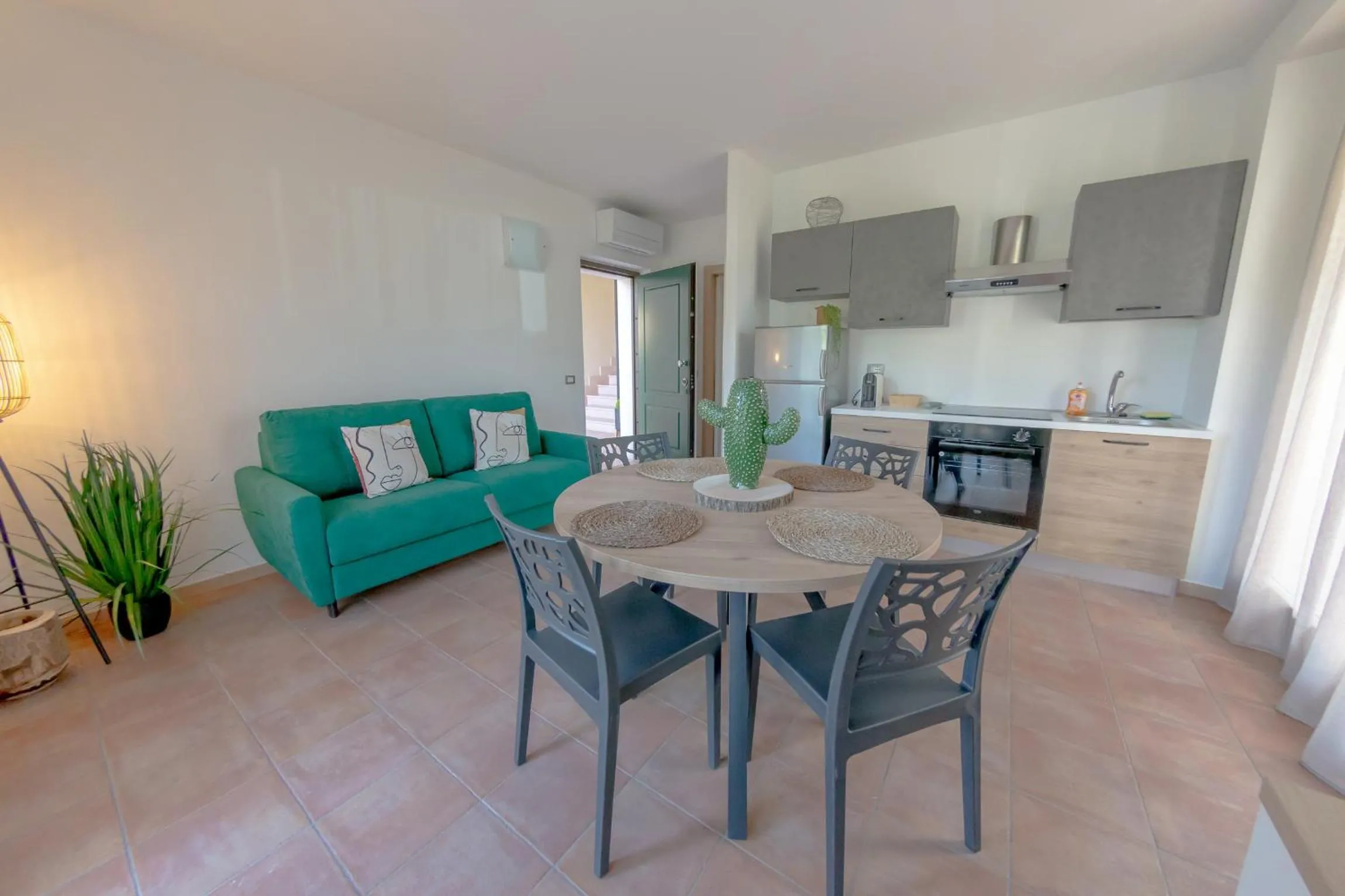 Living room in Vistaverde Harmony Apartments