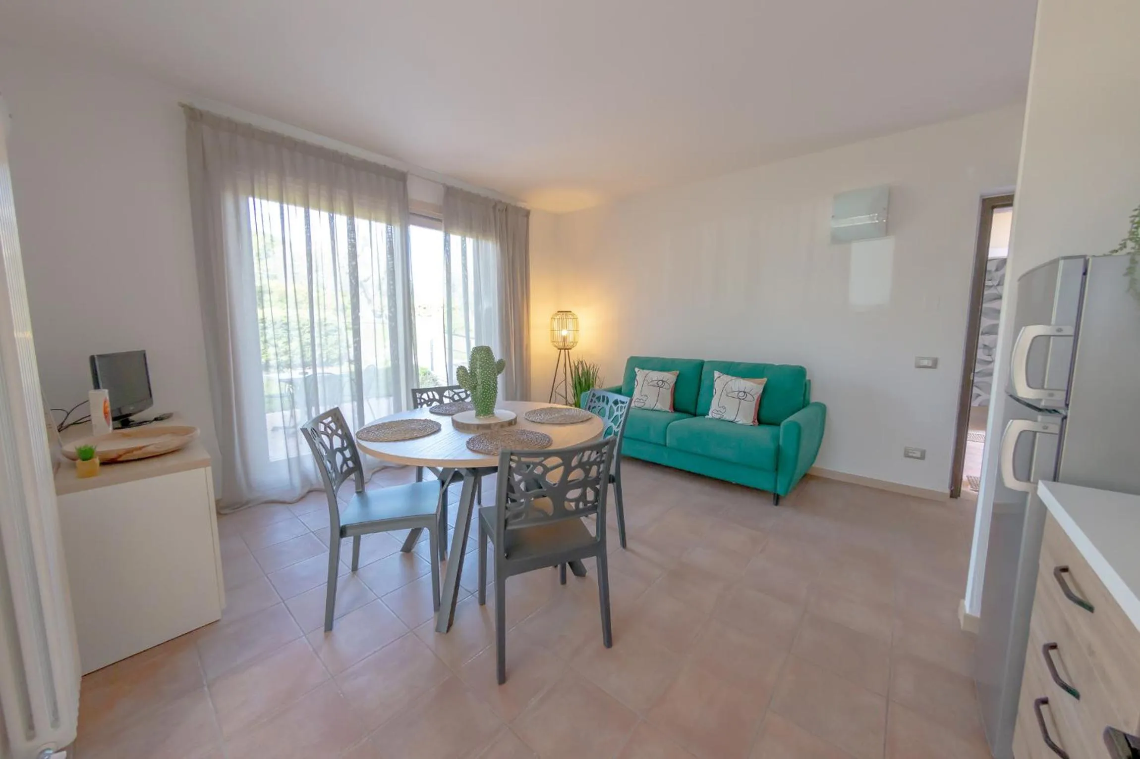 Kitchen or kitchenette in Vistaverde Harmony Apartments