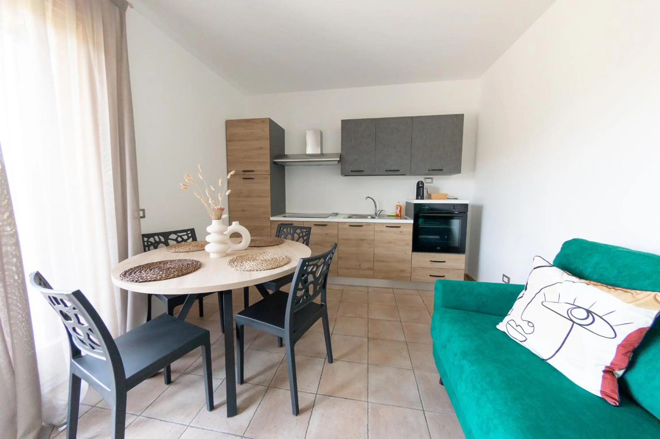 Kitchen or kitchenette in Vistaverde Harmony Apartments