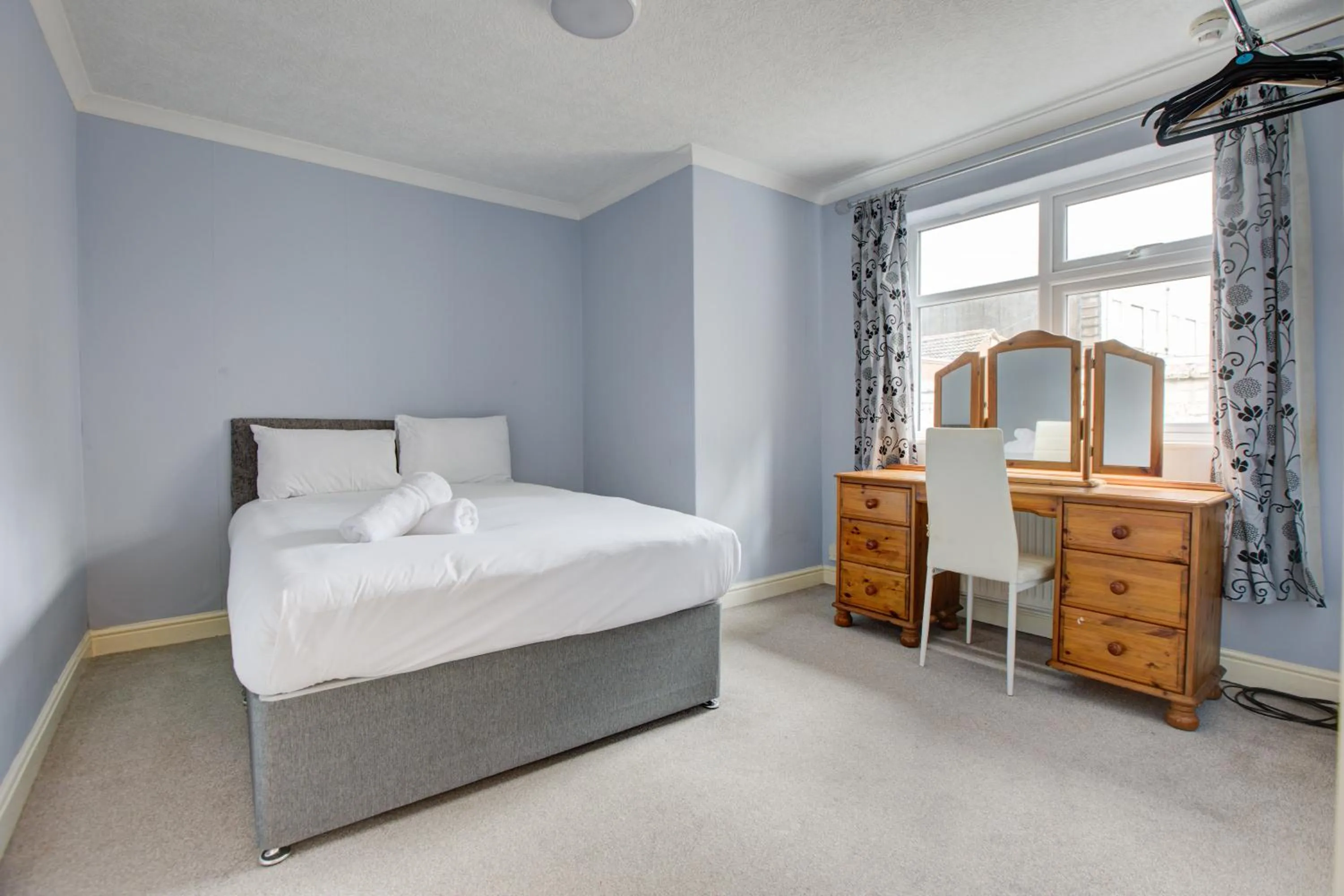 Property building, Bed in The Sandringham Court Hotel & Apartment Welcoming Large and Small Groups for 15 years