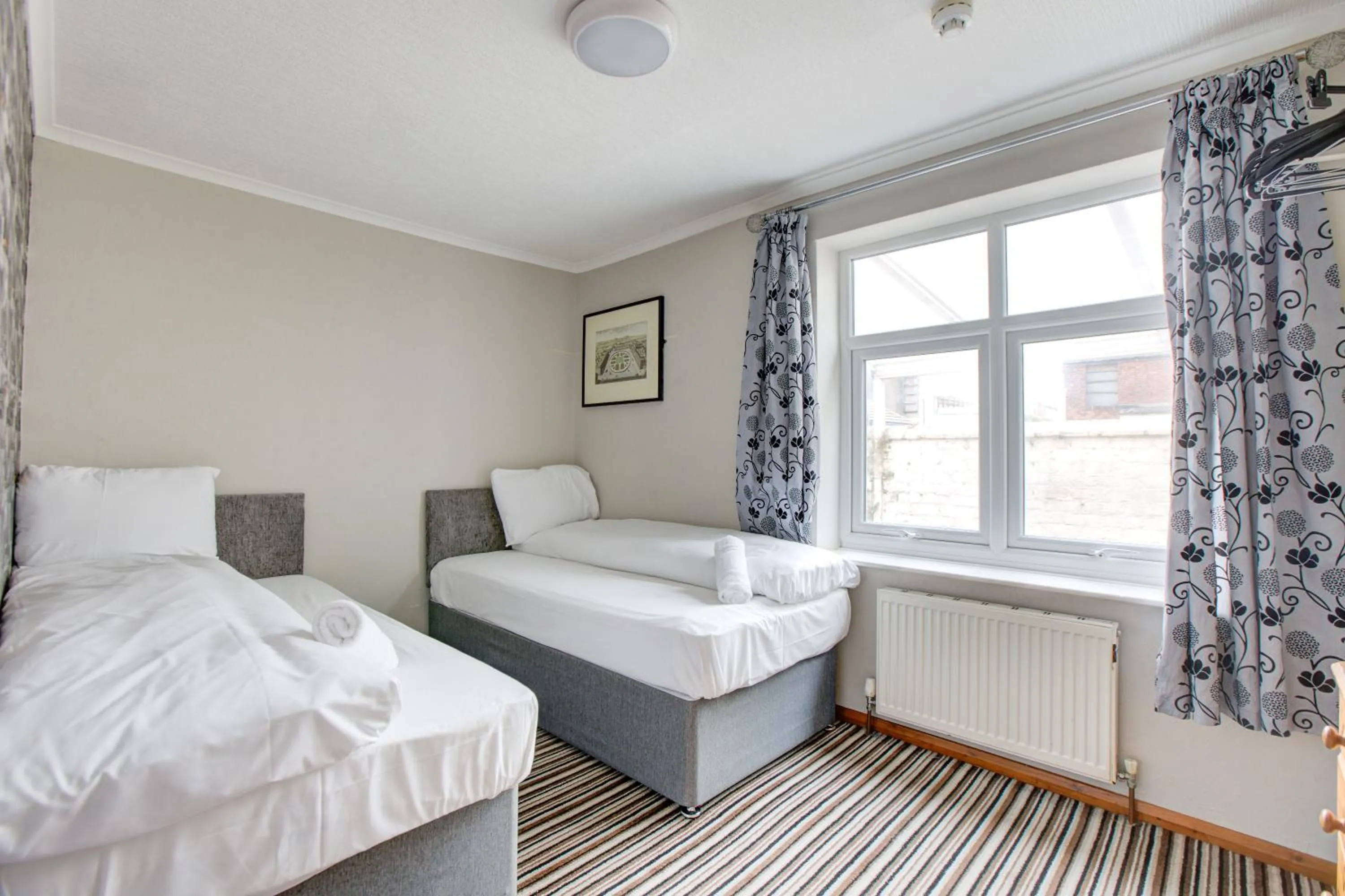 Property building, Bed in The Sandringham Court Hotel & Apartment Welcoming Large and Small Groups for 15 years