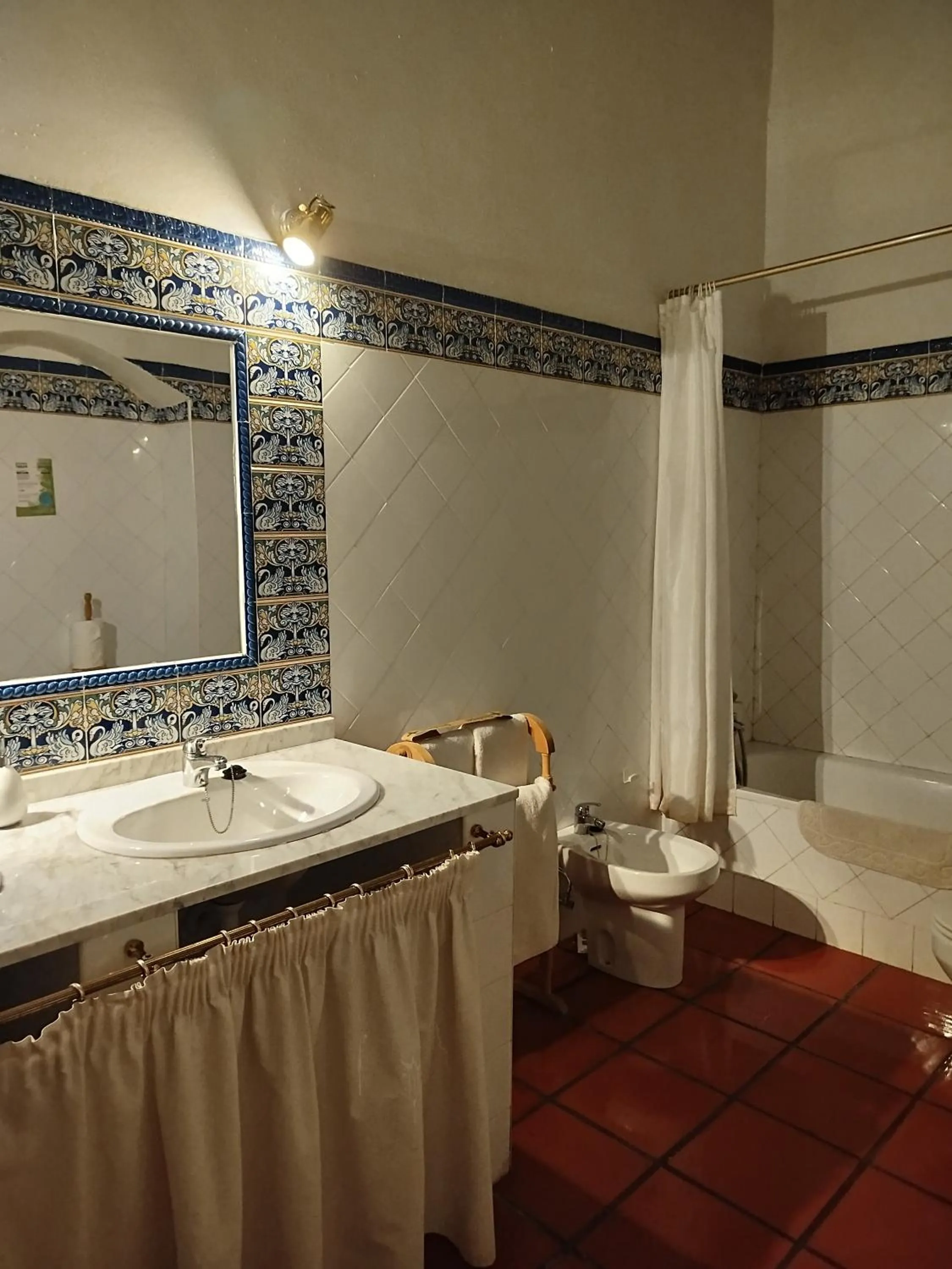 Bathroom in Hotel Rural El Vaqueril