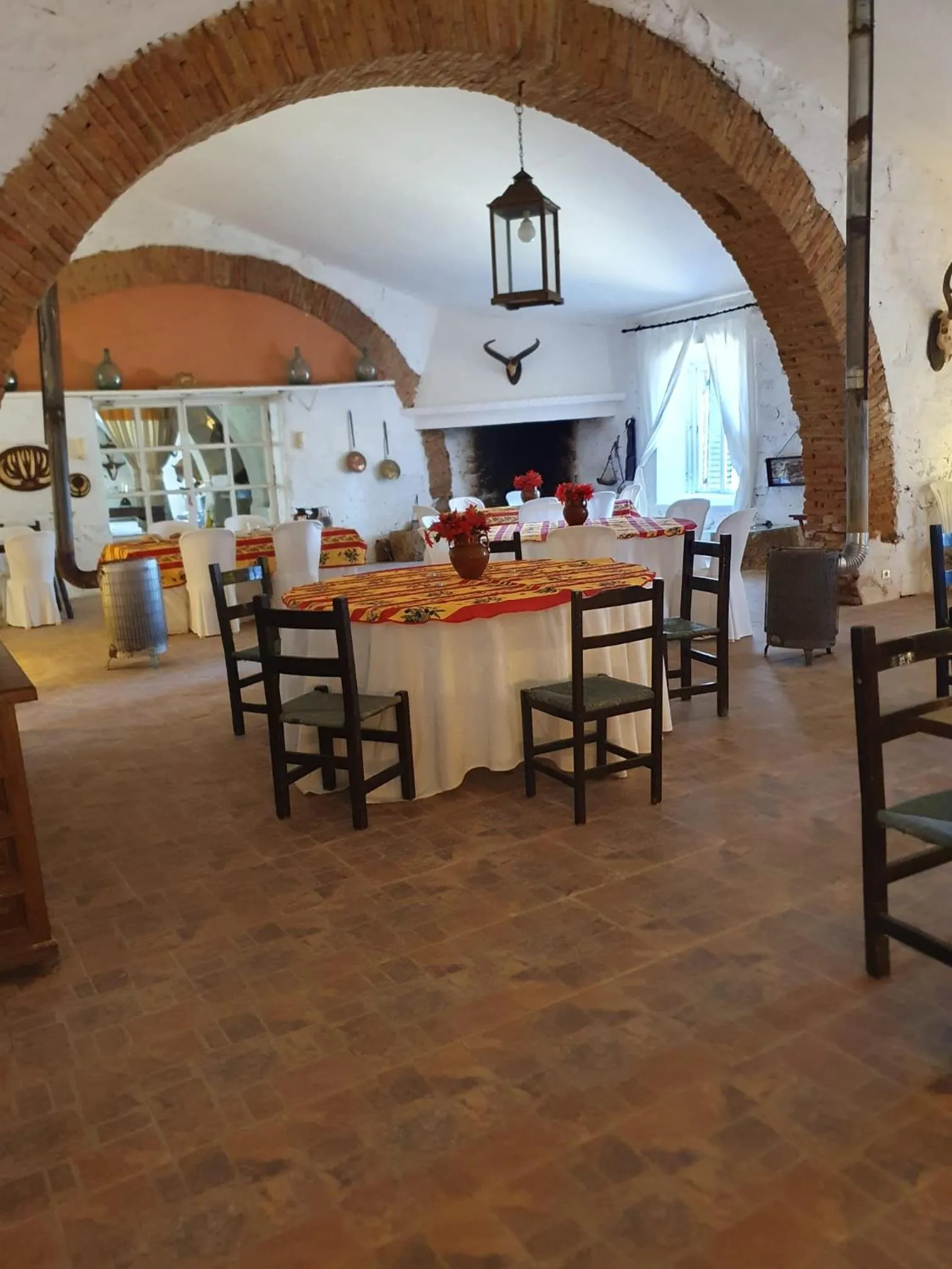Restaurant/places to eat in Hotel Rural El Vaqueril