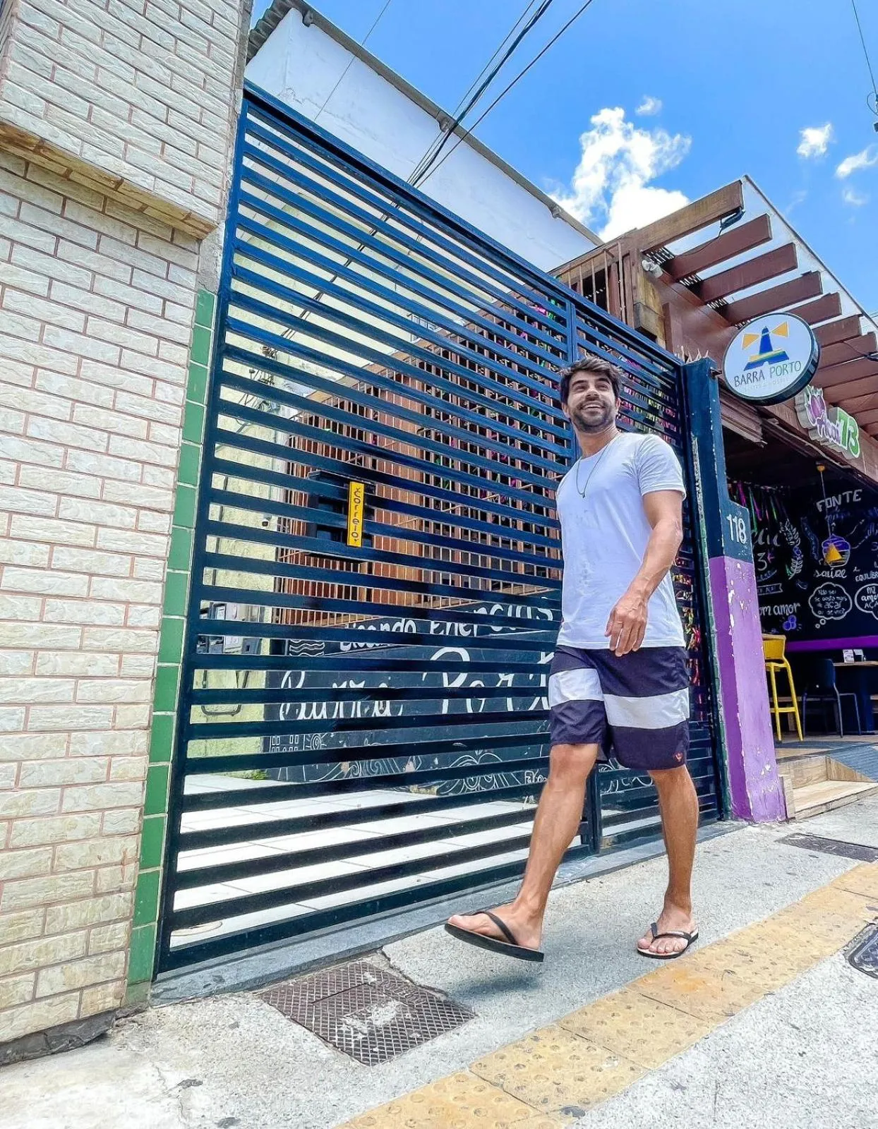Facade/entrance in Vila Barra Porto
