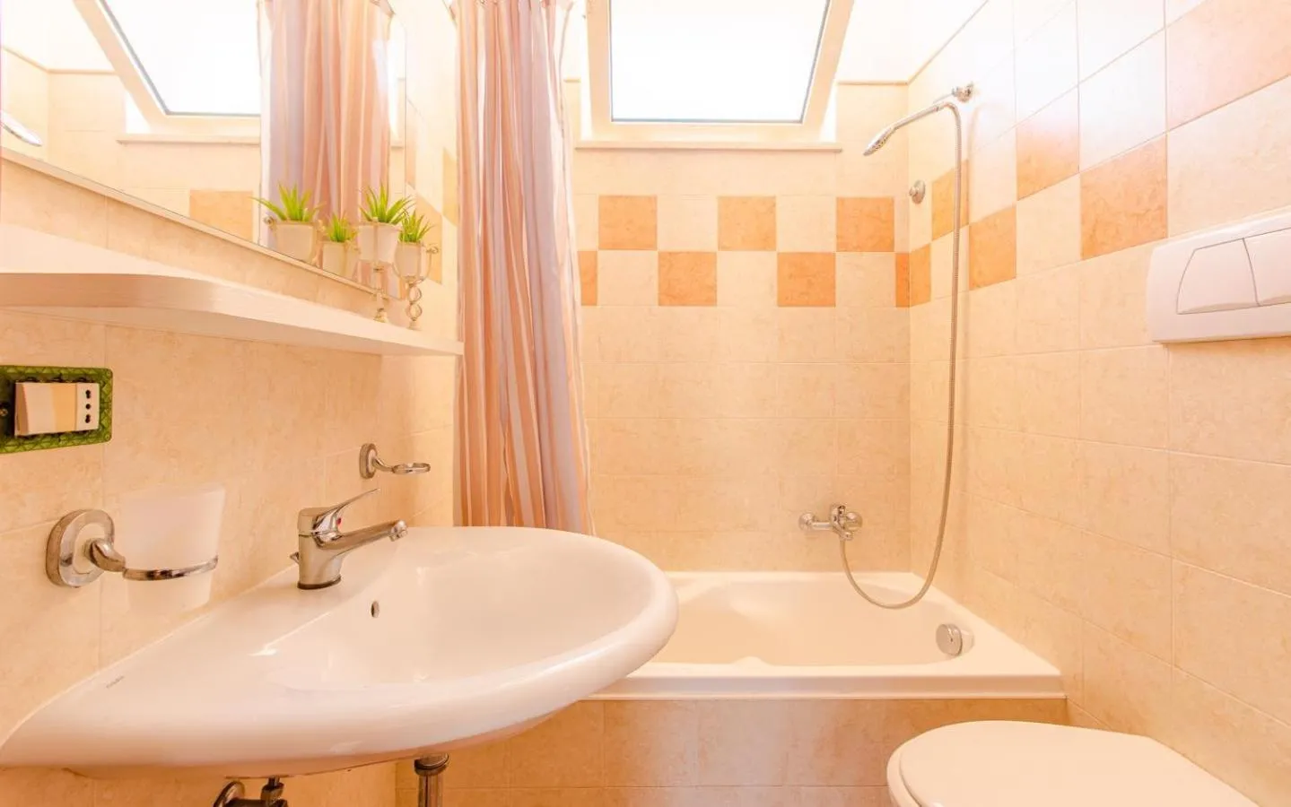 Bathroom in Villa Orchidea