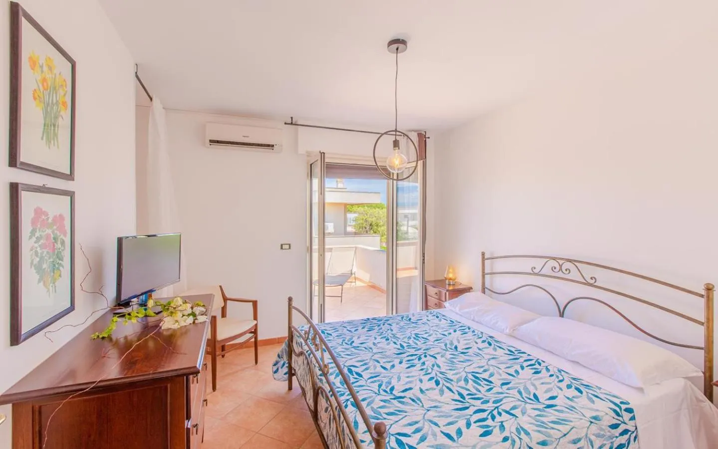 Bed in Villa Orchidea