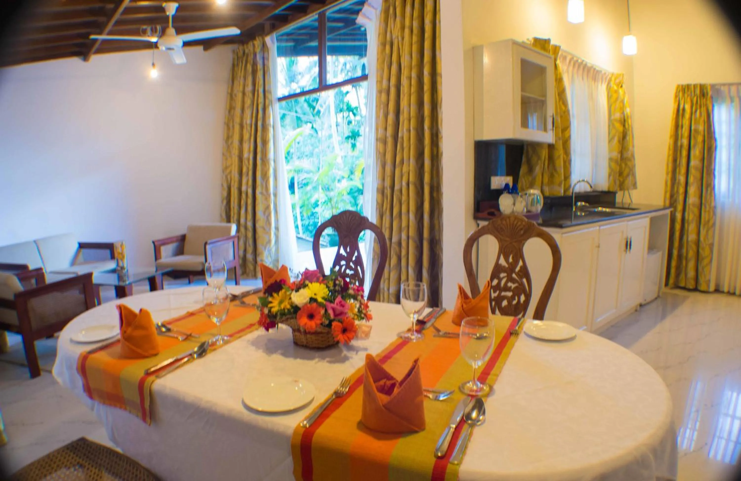Dining area in Athulya Villas, Kandy