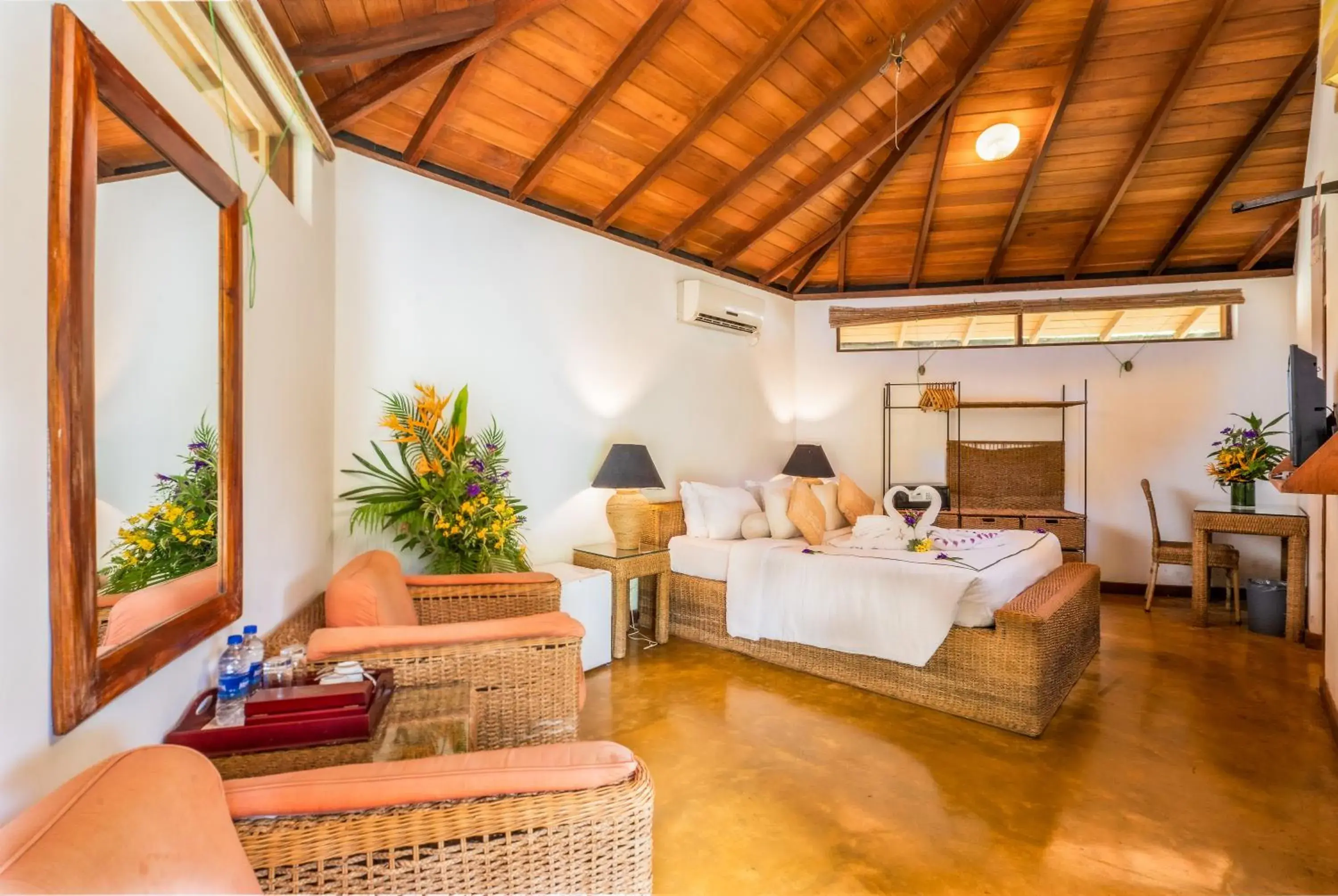 Bed in Athulya Villas, Kandy Bed in Athulya Villas, Kandy