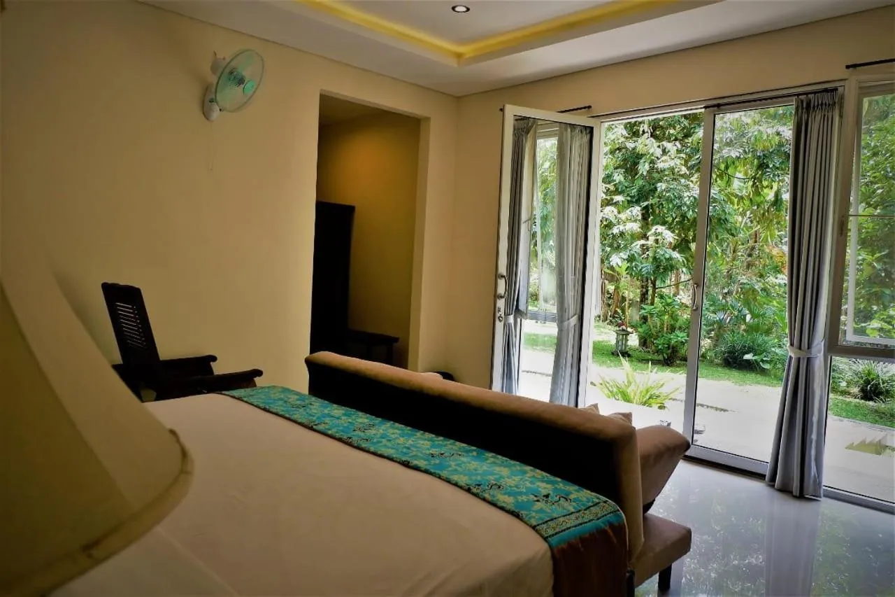 Bed in Villa Kendi