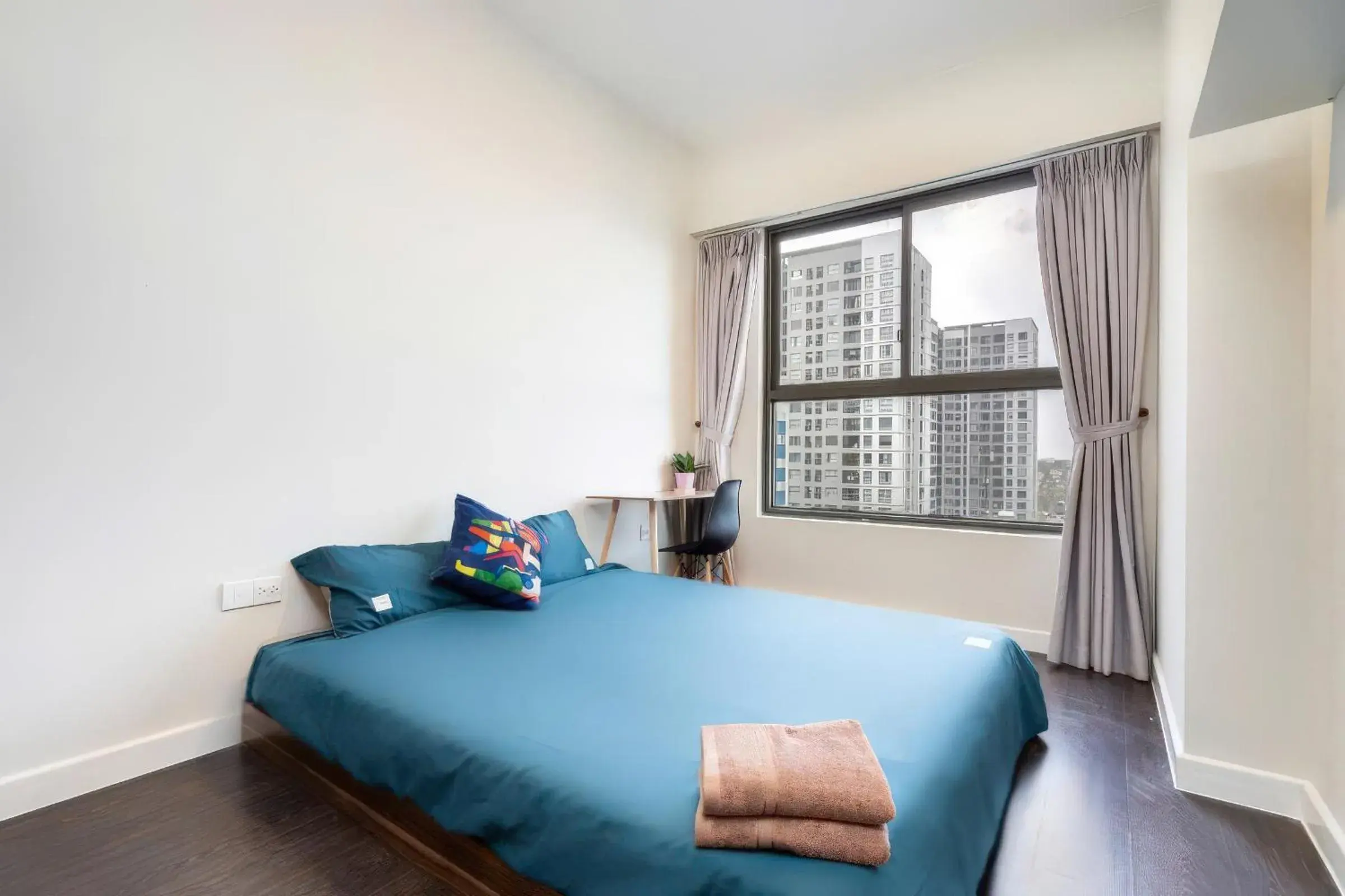 Property building, Bed in Minute Suites - Botanica Orchard TSN Airport Property building, Bed in Minute Suites - Botanica Orchard TSN Airport