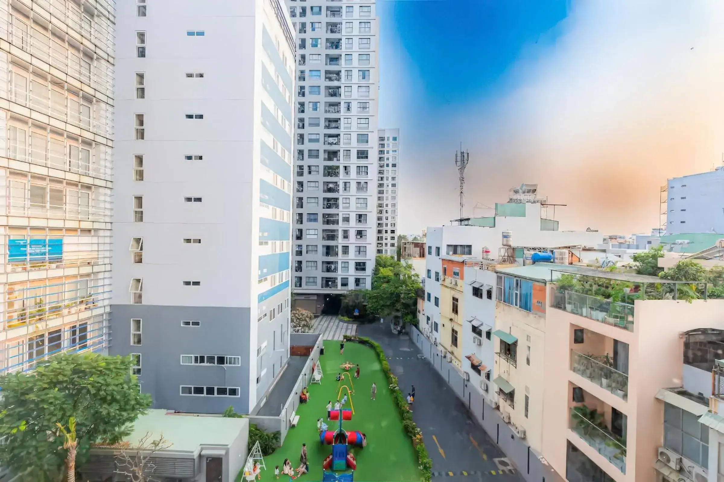 Property building in Minute Suites - Botanica Orchard TSN Airport Property building in Minute Suites - Botanica Orchard TSN Airport