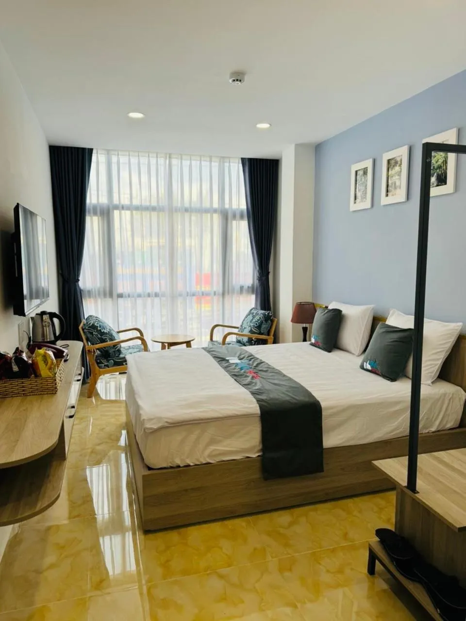 Bedroom, Bed in Like Hotel