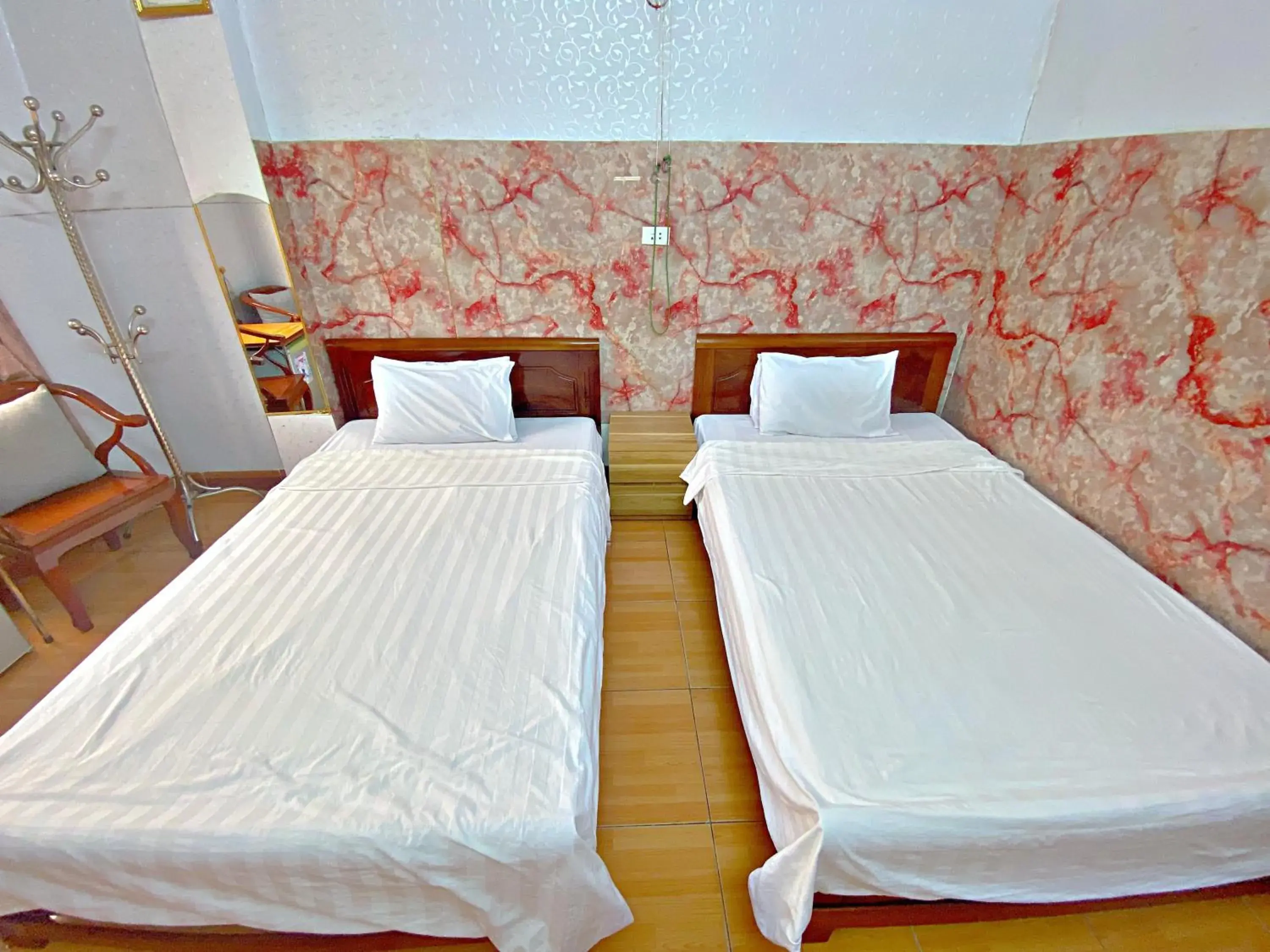 Double or Twin Room with City View in Kocmoc Hotel Hạ Long Double or Twin Room with City View in Kocmoc Hotel Hạ Long