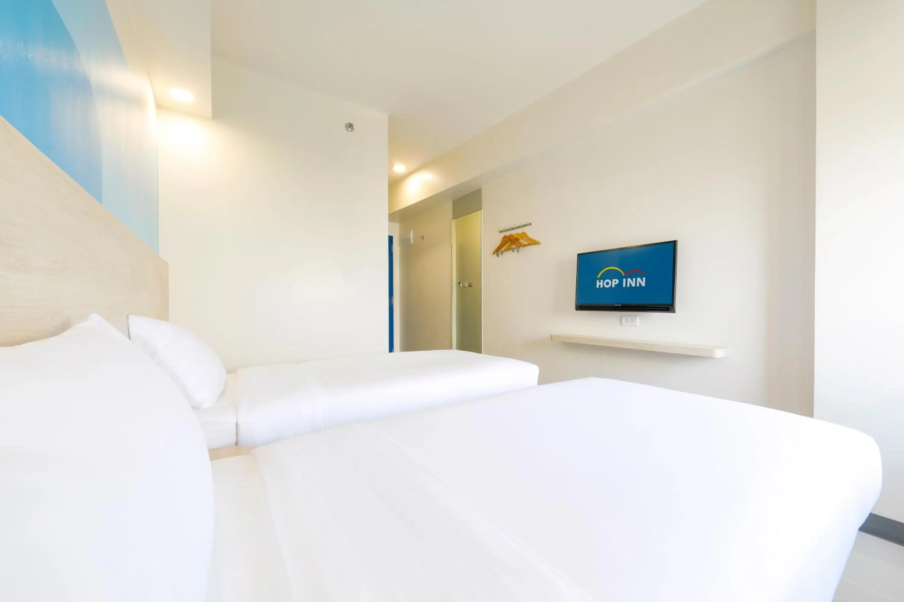 Bed in Hop Inn Hotel Iloilo