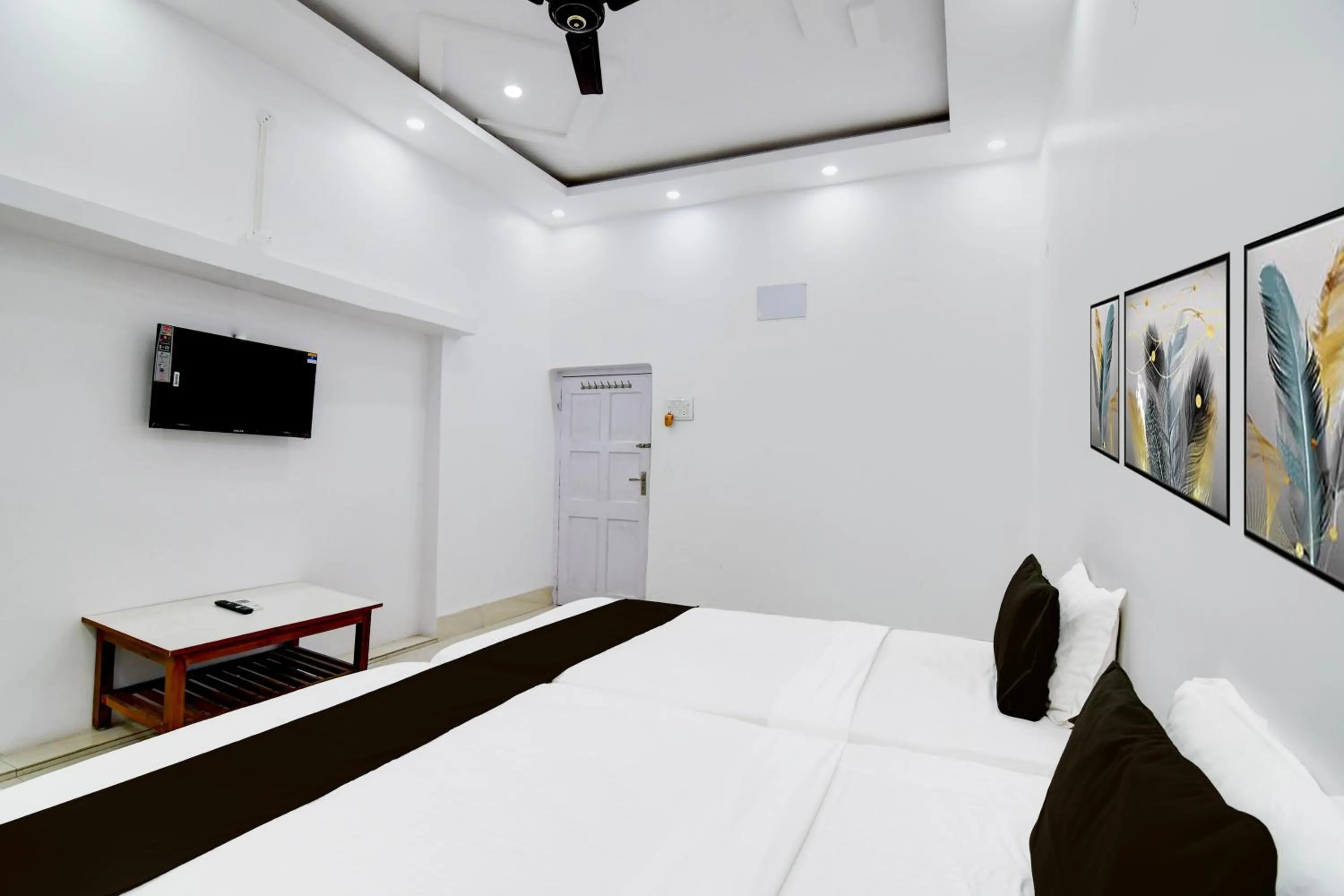Bedroom, Bed in Hotel O Orchid Guest House
