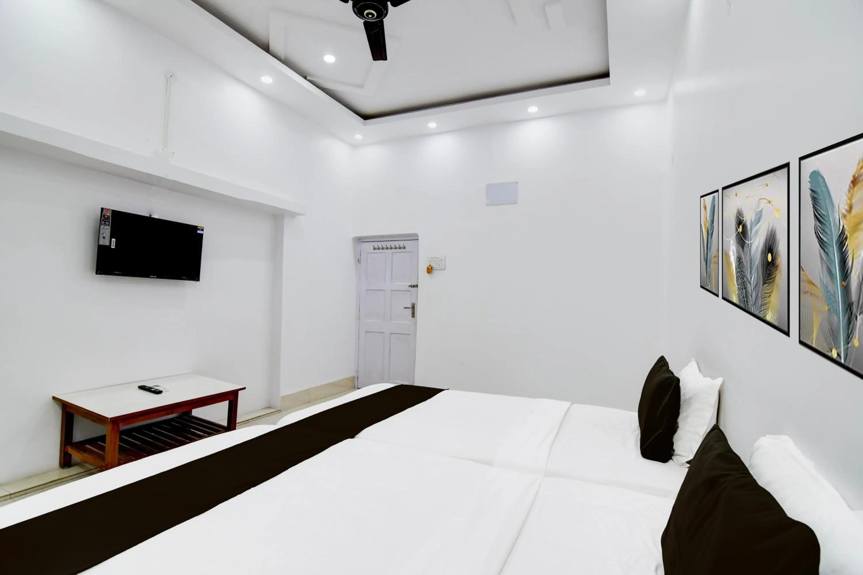 Bedroom, Bed in Hotel O Orchid Guest House