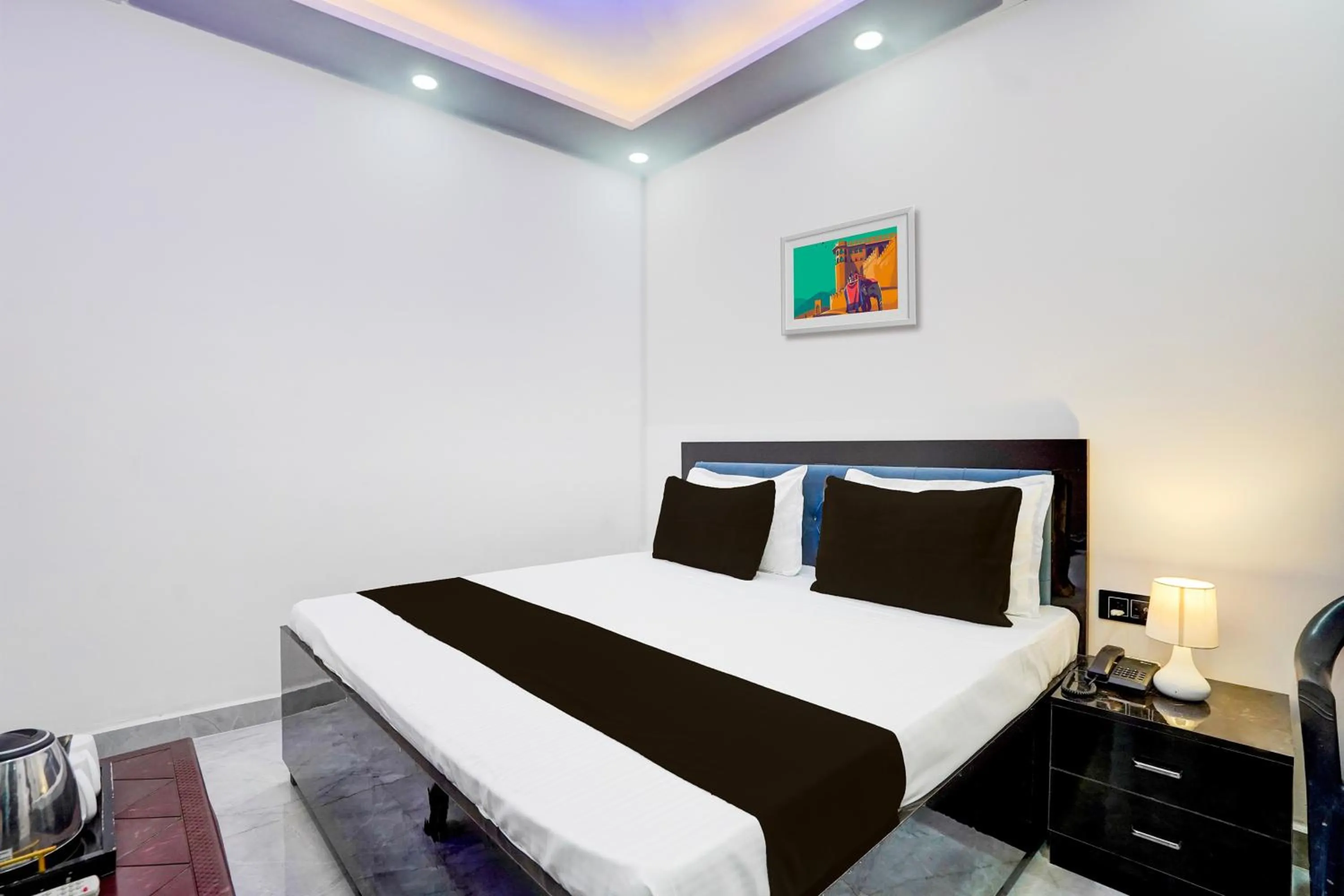 Bedroom, Bed in Hotel O Karan Residency