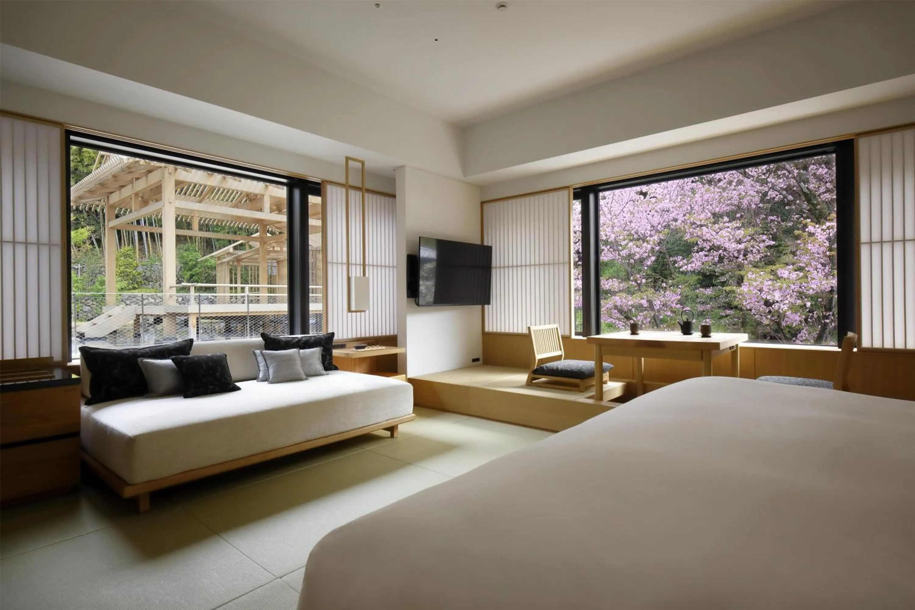 Bedroom, Bed in Banyan Tree Higashiyama Kyoto